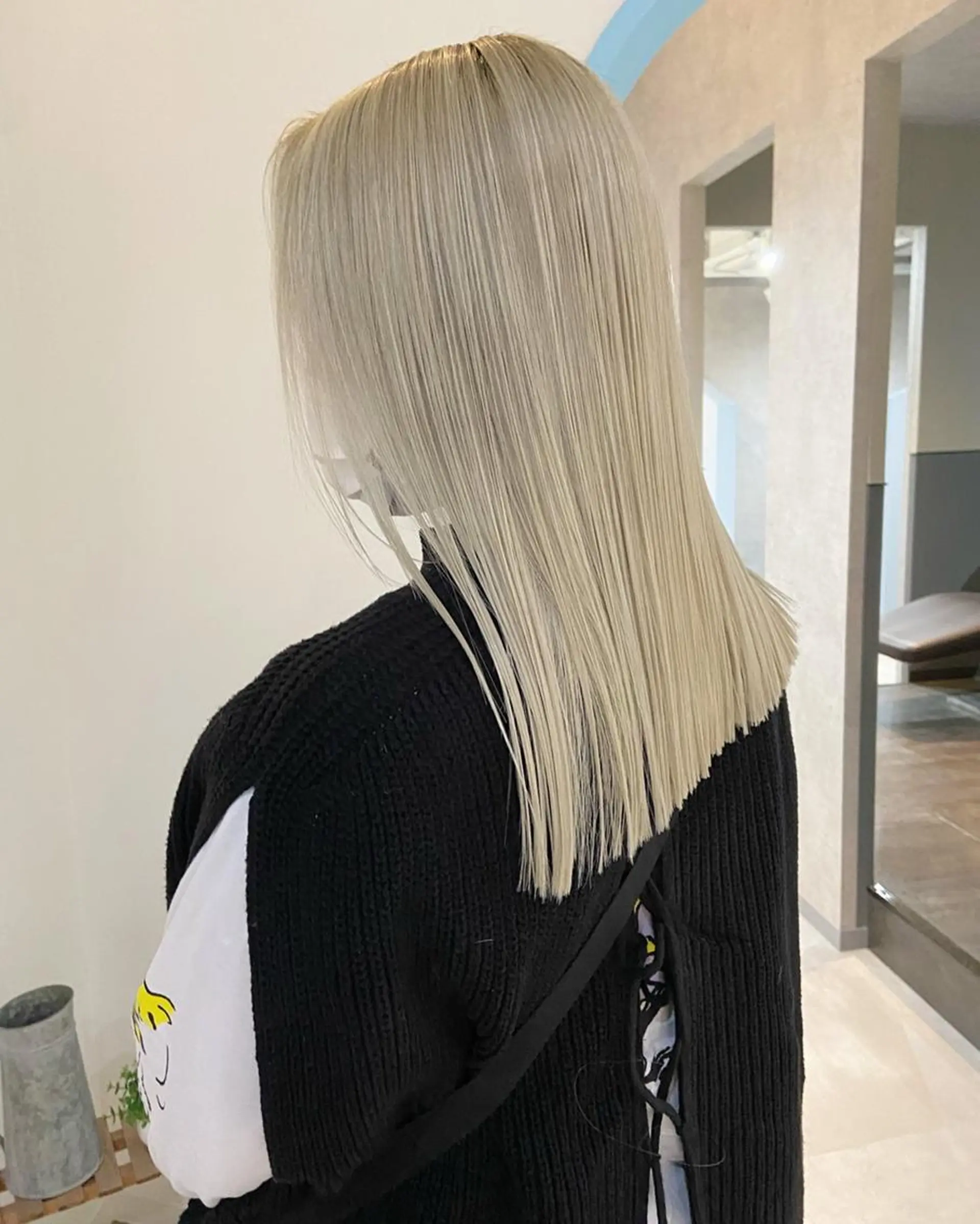 ミディアム メンズ カラー キッズ メンズバレイヤージュ メンズブリーチ メンズインナーカラー バレイヤージュ ブリーチ corazon ブリーチのヘアスタイル