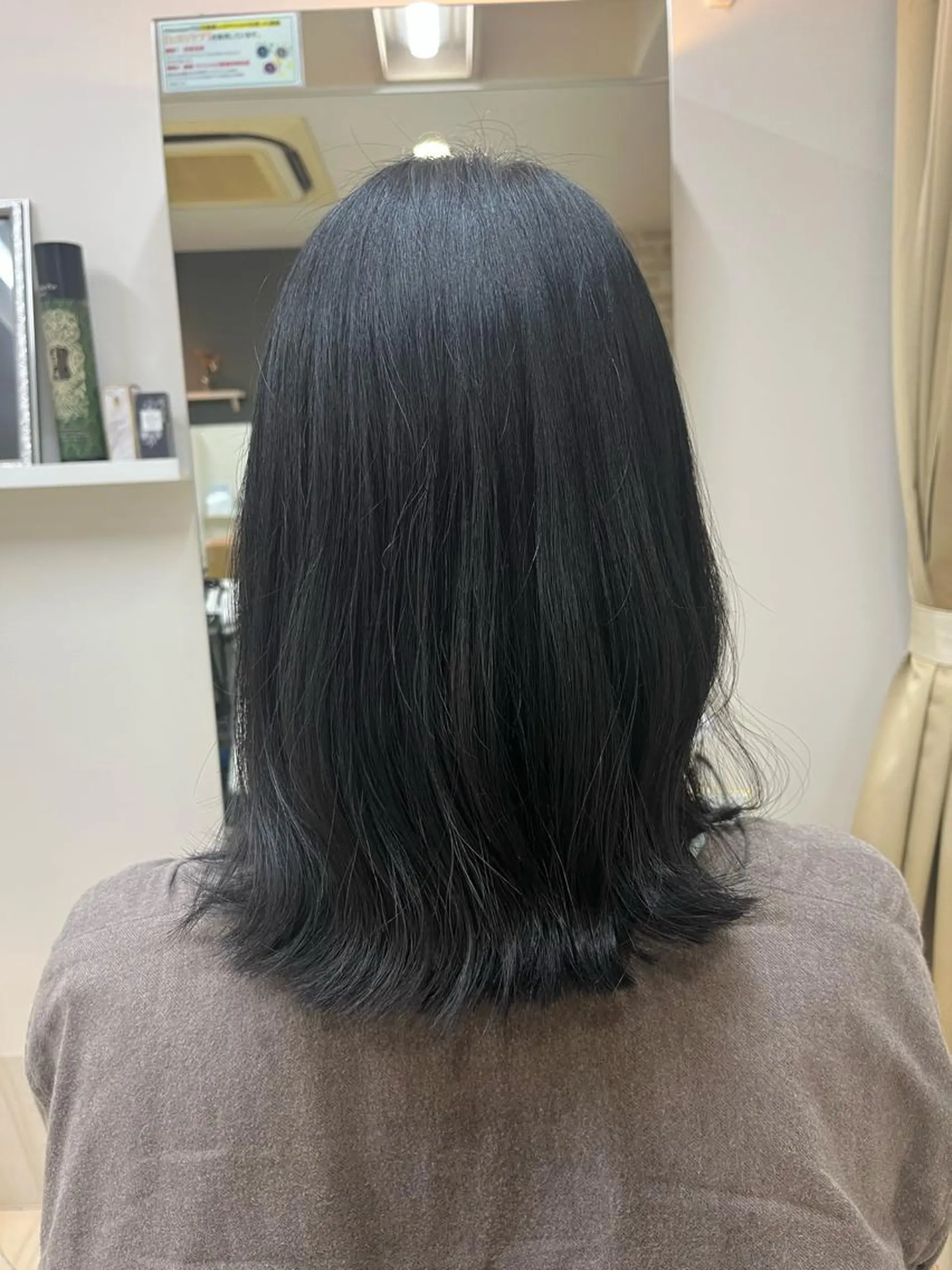 セミロング 福本 光のヘアスタイル