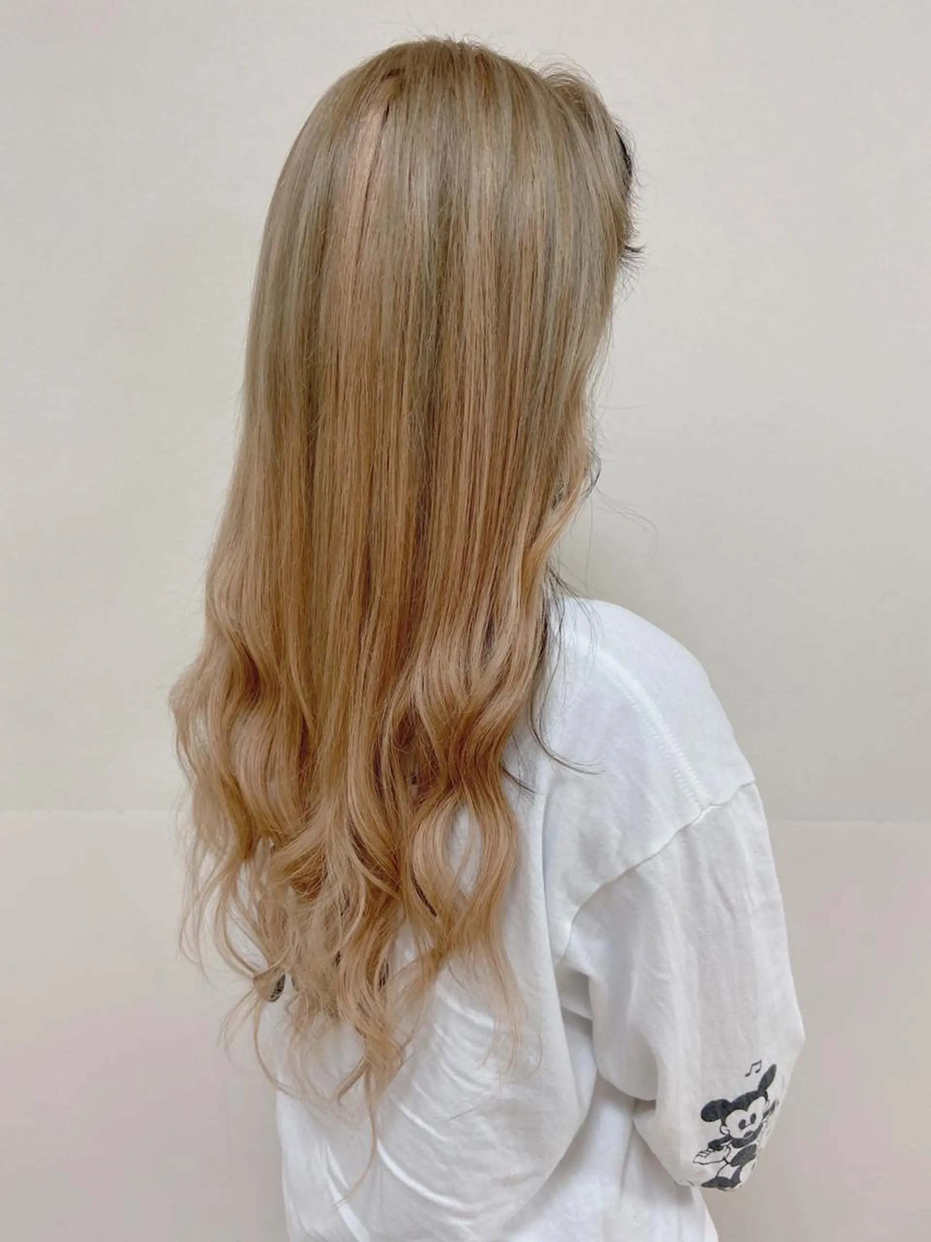 ロング カラー 【カラーリスト】 Likka.のヘアスタイル