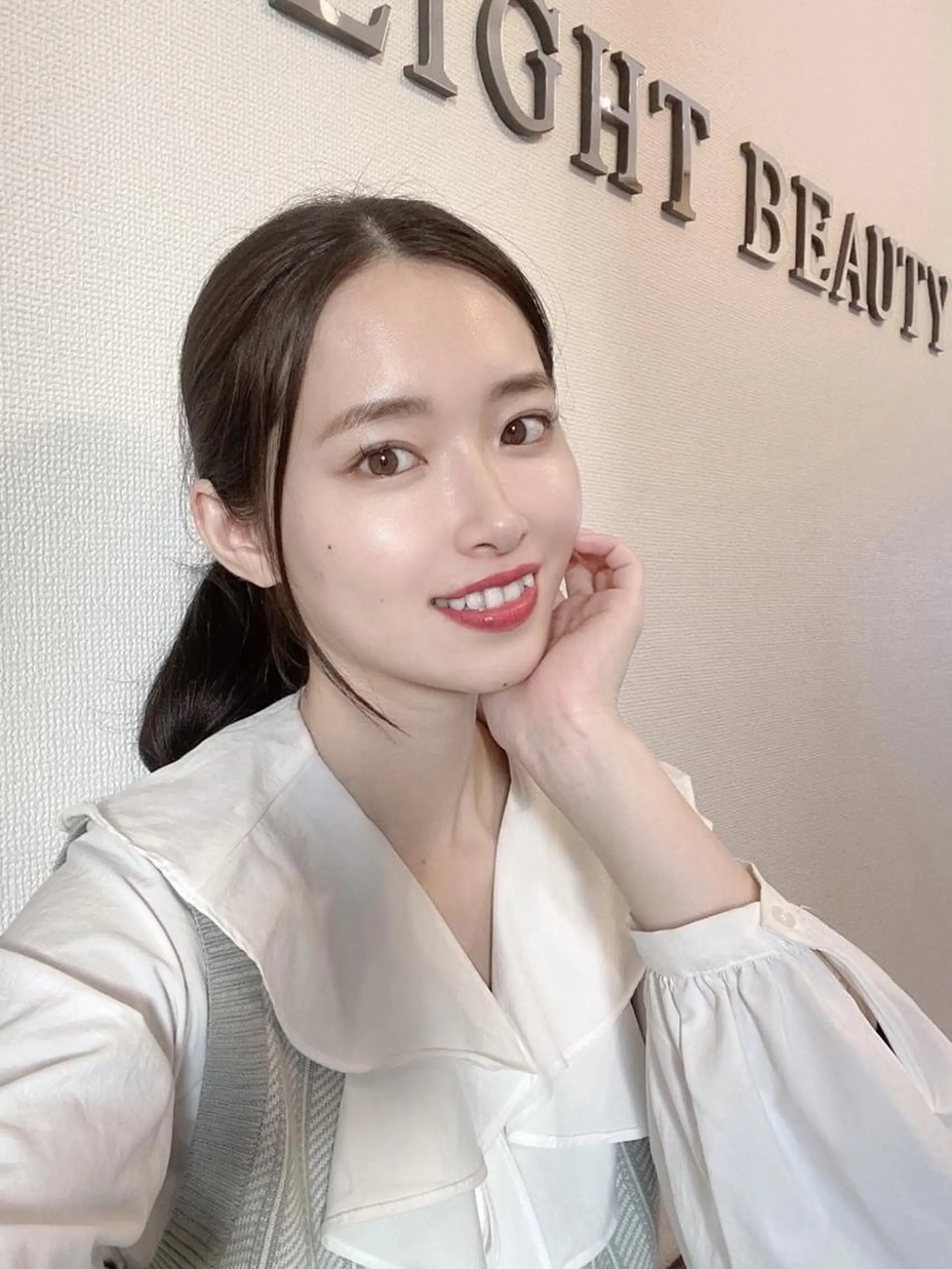 カラー メンズ マツエク・マツパ ネイル ヘアアレンジ パーマ キッズ アイブロウ ロング ホワイト その他 ライトビューティー 銀座本店のエステ・リラクイメージ