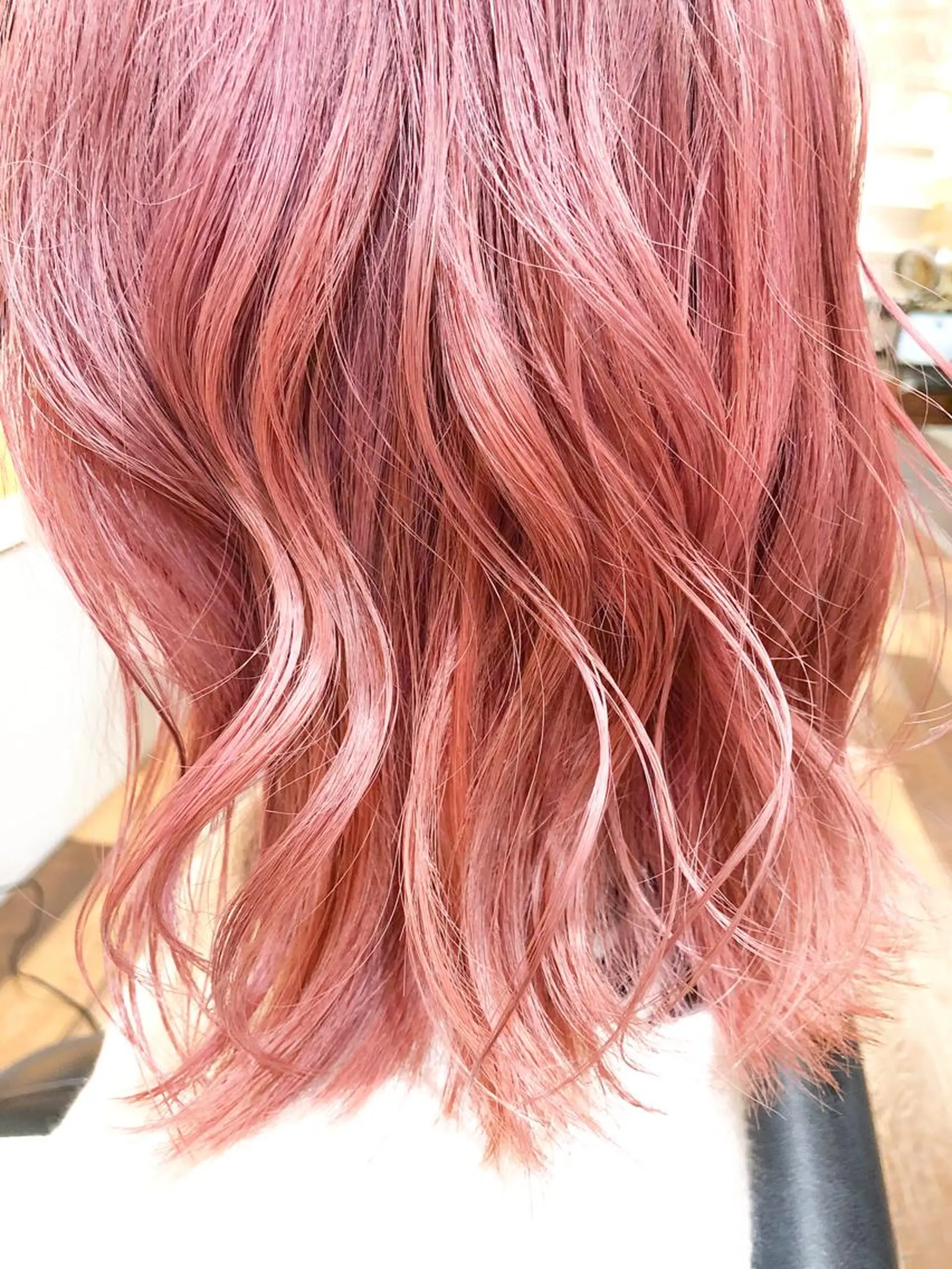 カラー ピンクカラー ショート/ボブ /綾華のヘアスタイル