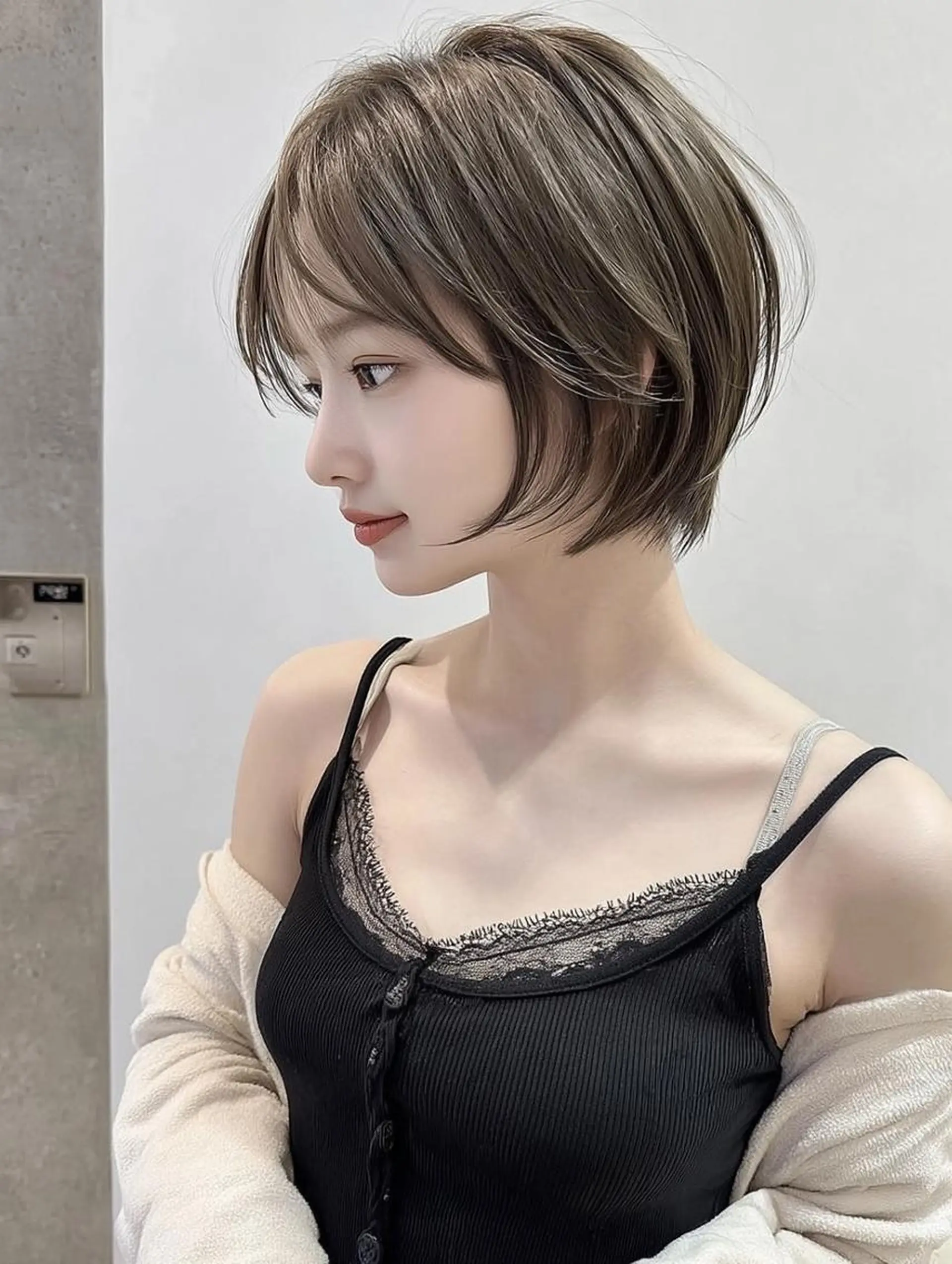 ショート ヘアアレンジ 髪質改善 韓国風ヘア レイヤーカット 似合わせカット シースルーバング カット ヘアカラー Ayumu /京都／西院のヘアスタイル