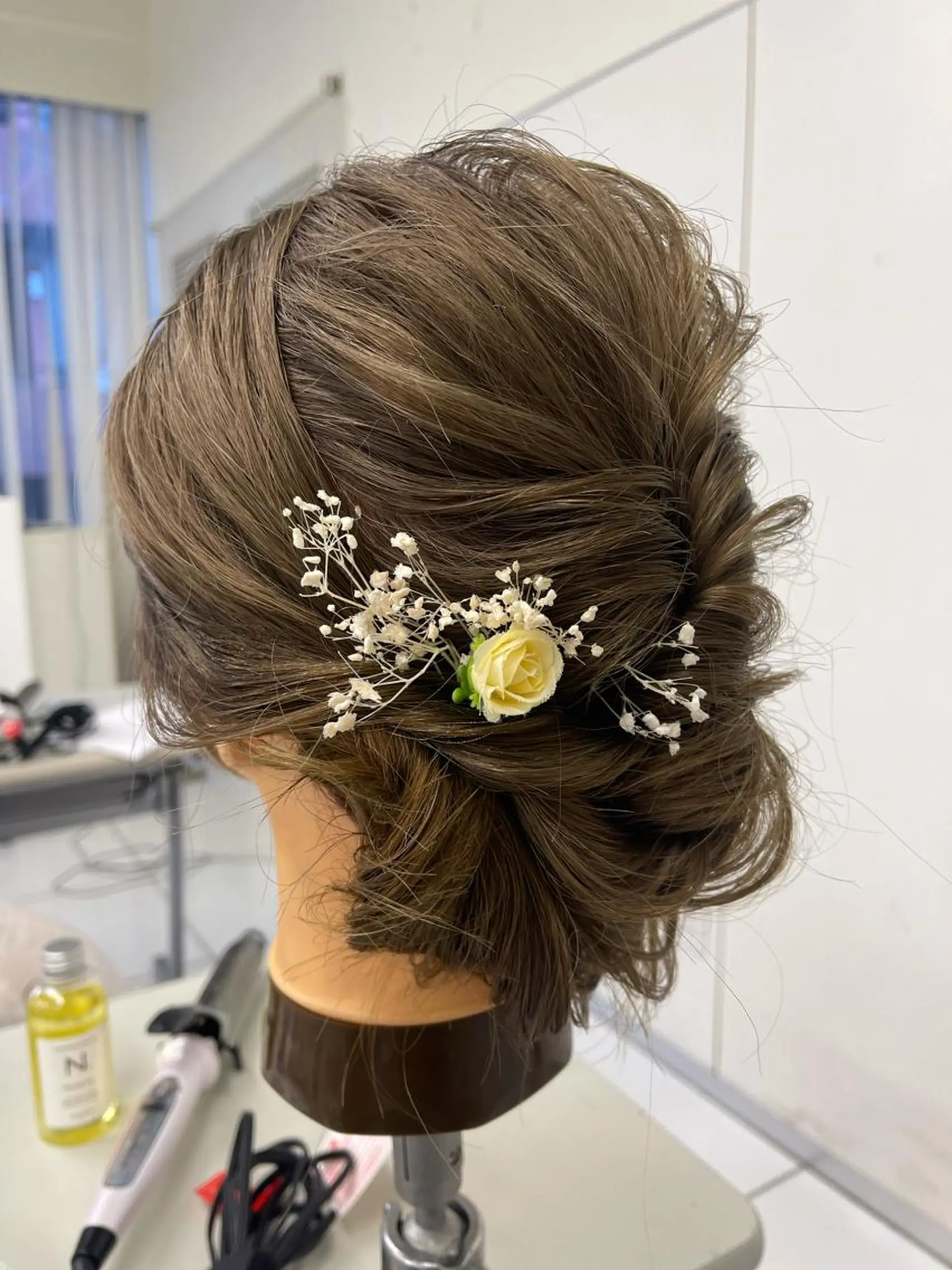 セミロング ヘアアレンジ ☁Neolive .Ayana✂️のヘアスタイル