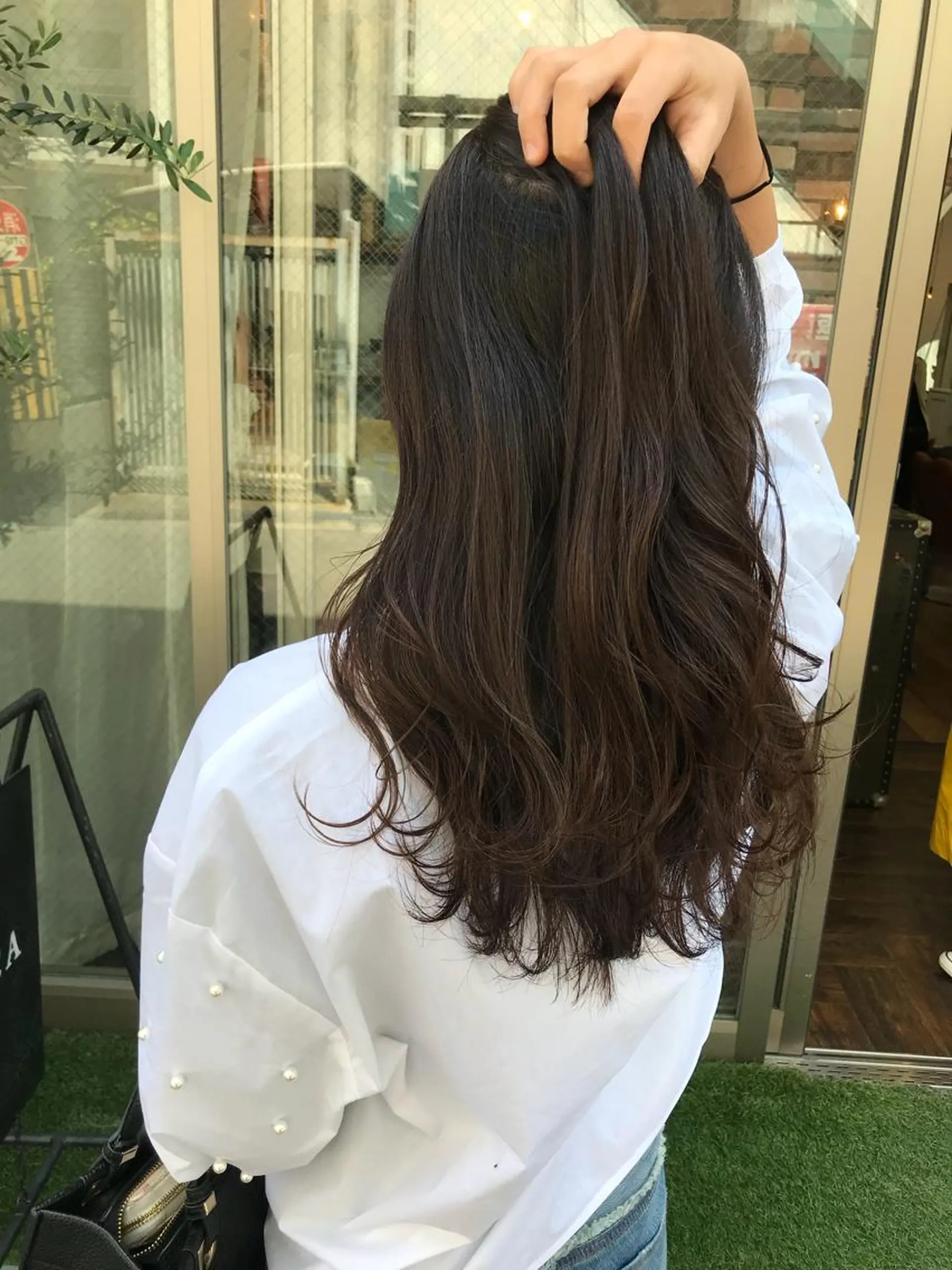 ロング カラー アッシュ ベージュカラー グラデーションカラー ヘアカラー トリートメント レイヤー/顔周り /AKARIのヘアスタイル