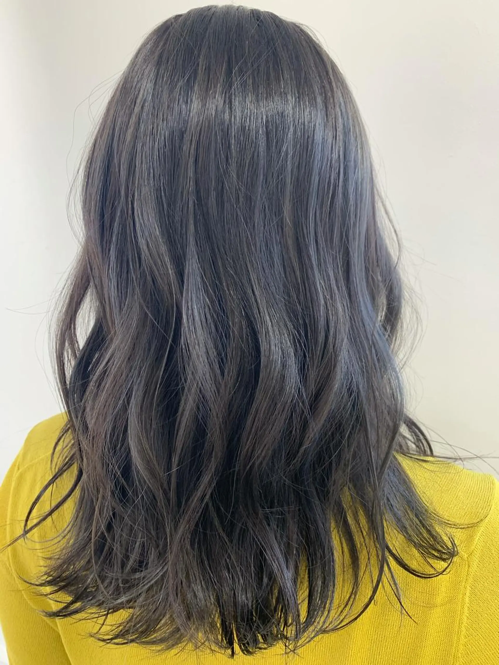 ミディアム 米津 優花のヘアスタイル