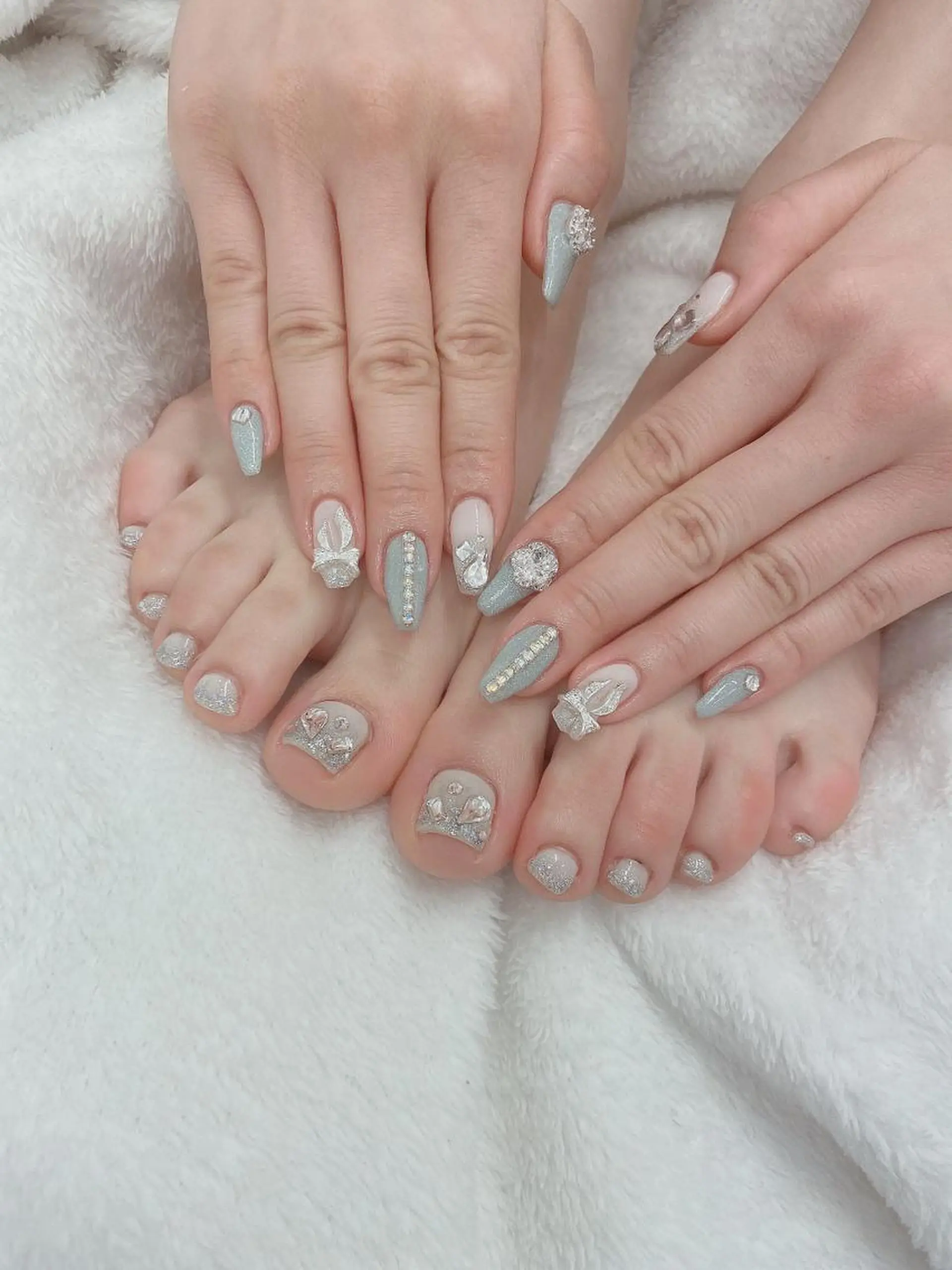 ネイル ストーンネイル Nailist🌟 Wakanaのネイルデザイン