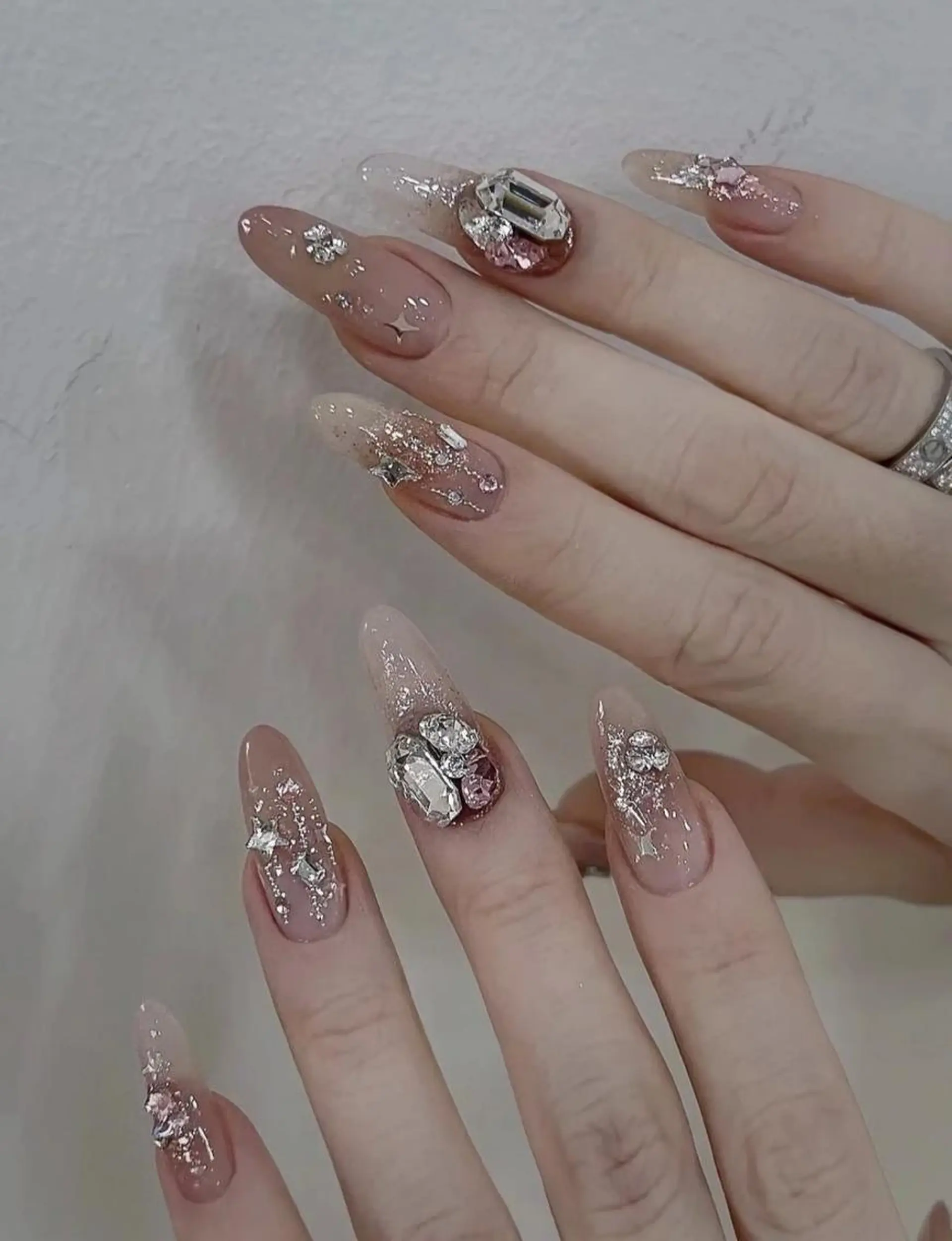 ネイル AB マツエクネイルサロンのネイルデザイン