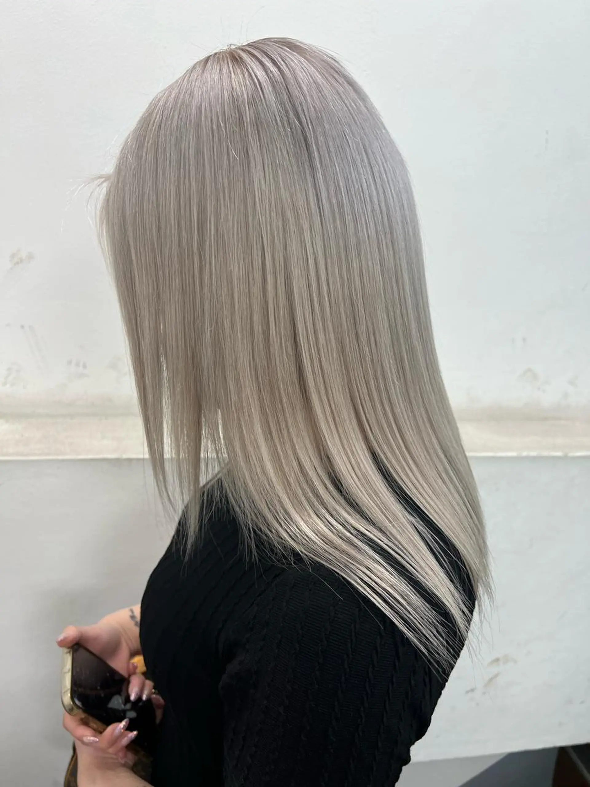 ミディアム カラー mimiiy梅田 中崎町ハイトーンのヘアスタイル