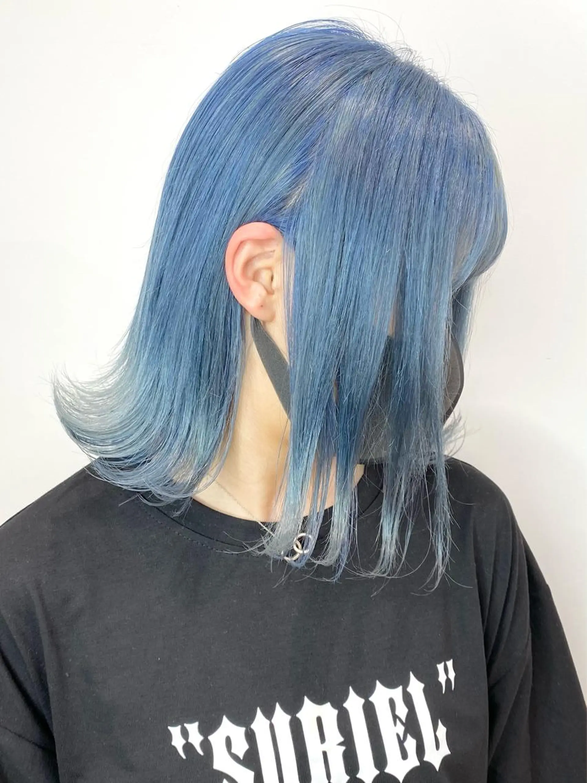 ミディアム カラー  渡部 妃月のヘアスタイル