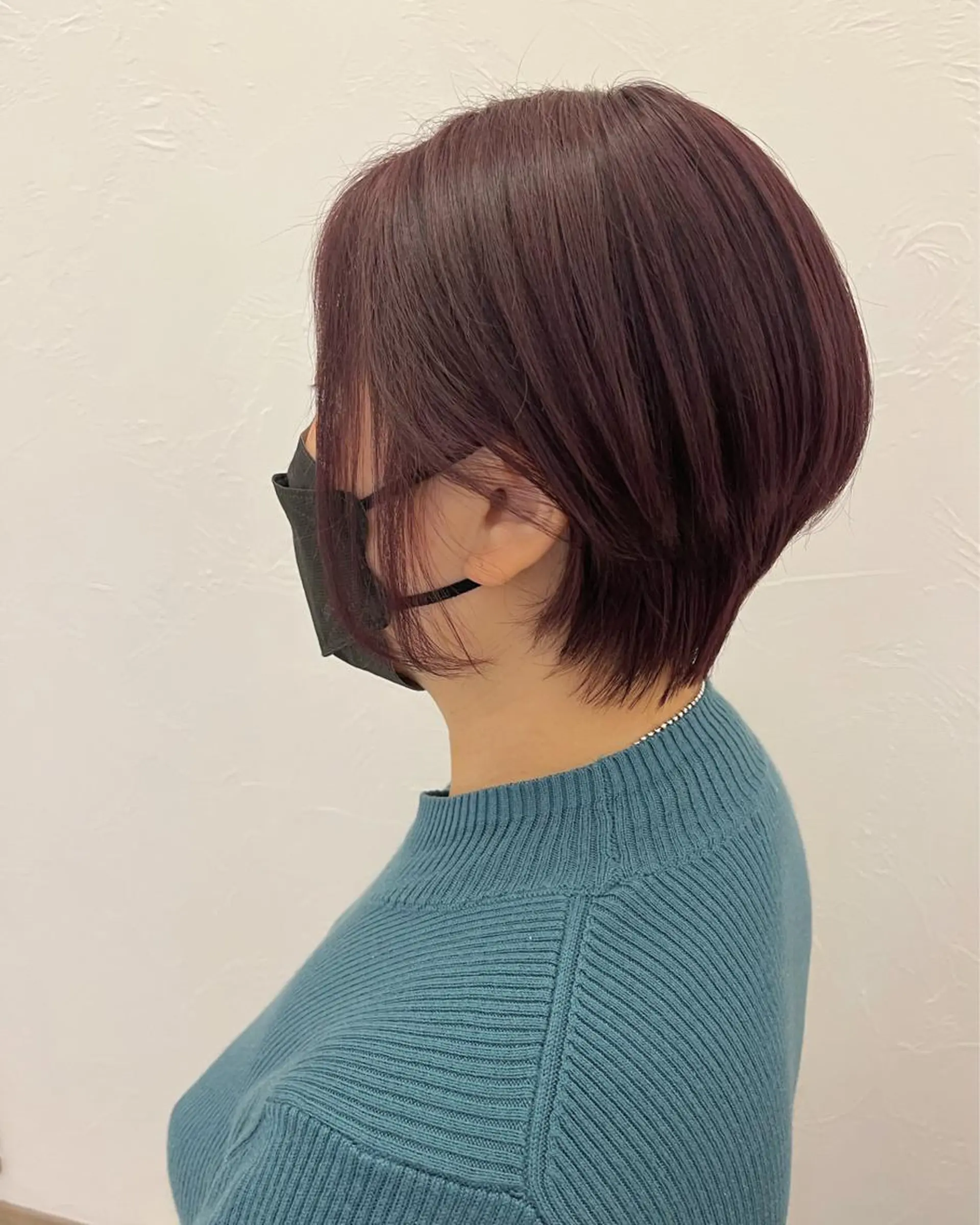 ショート カラー ブリーチ カシス Agu hair time所属・time_ メラニーのヘアスタイル