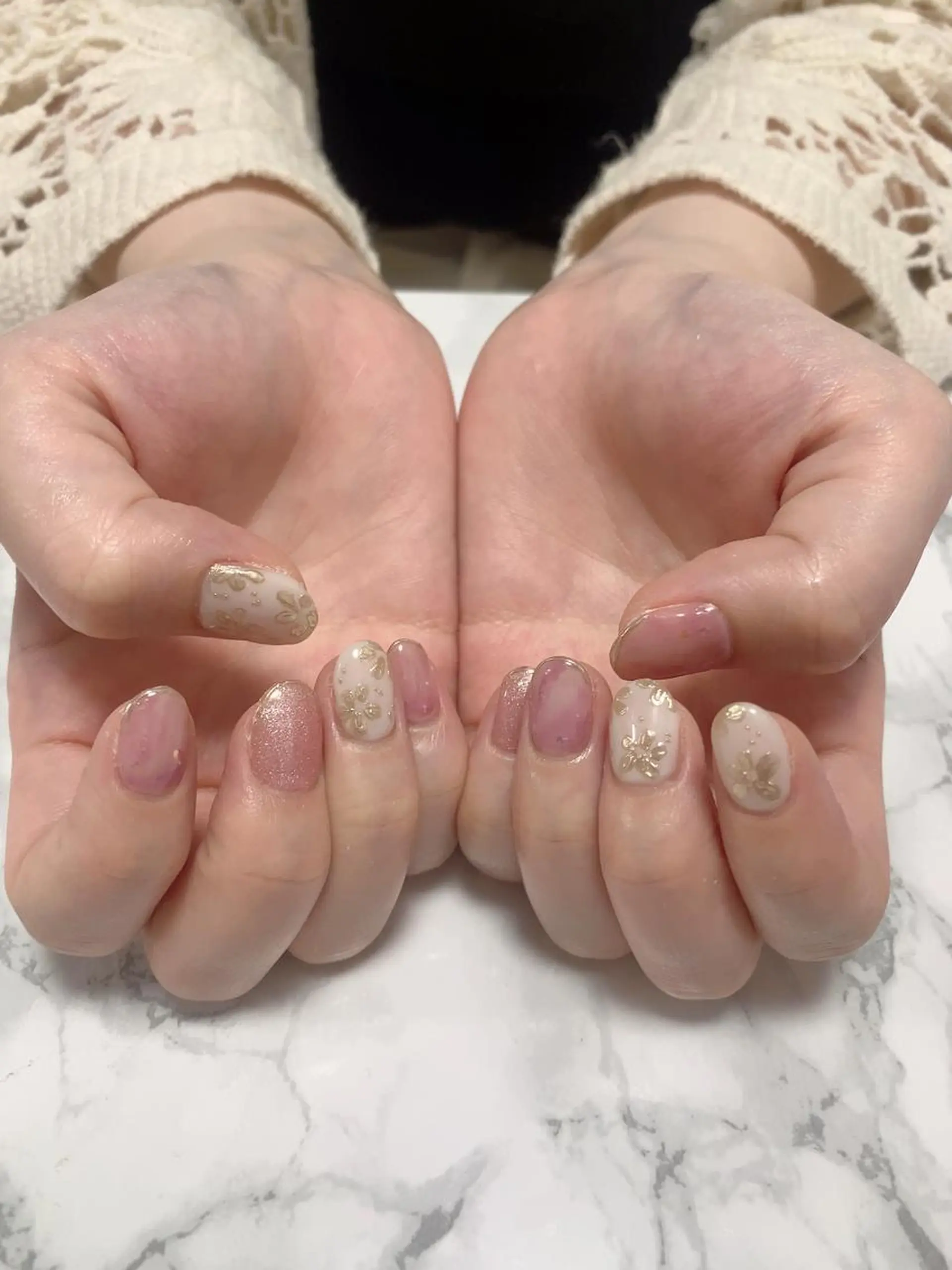 ネイル はな💎ネイル ワンホン、長さ出しのネイルデザイン