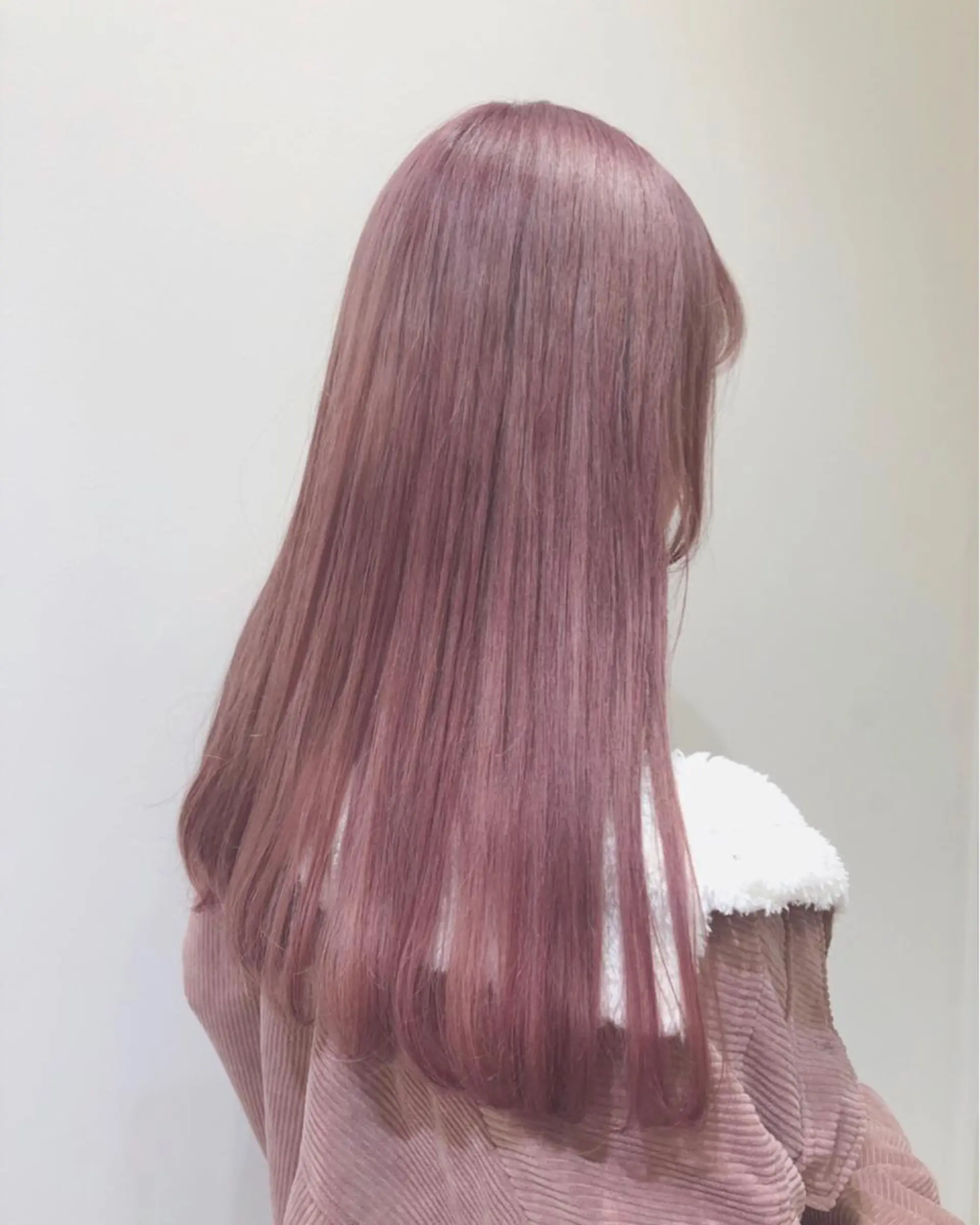 セミロング カラー ブリーチ HAUS 片山みほのヘアスタイル