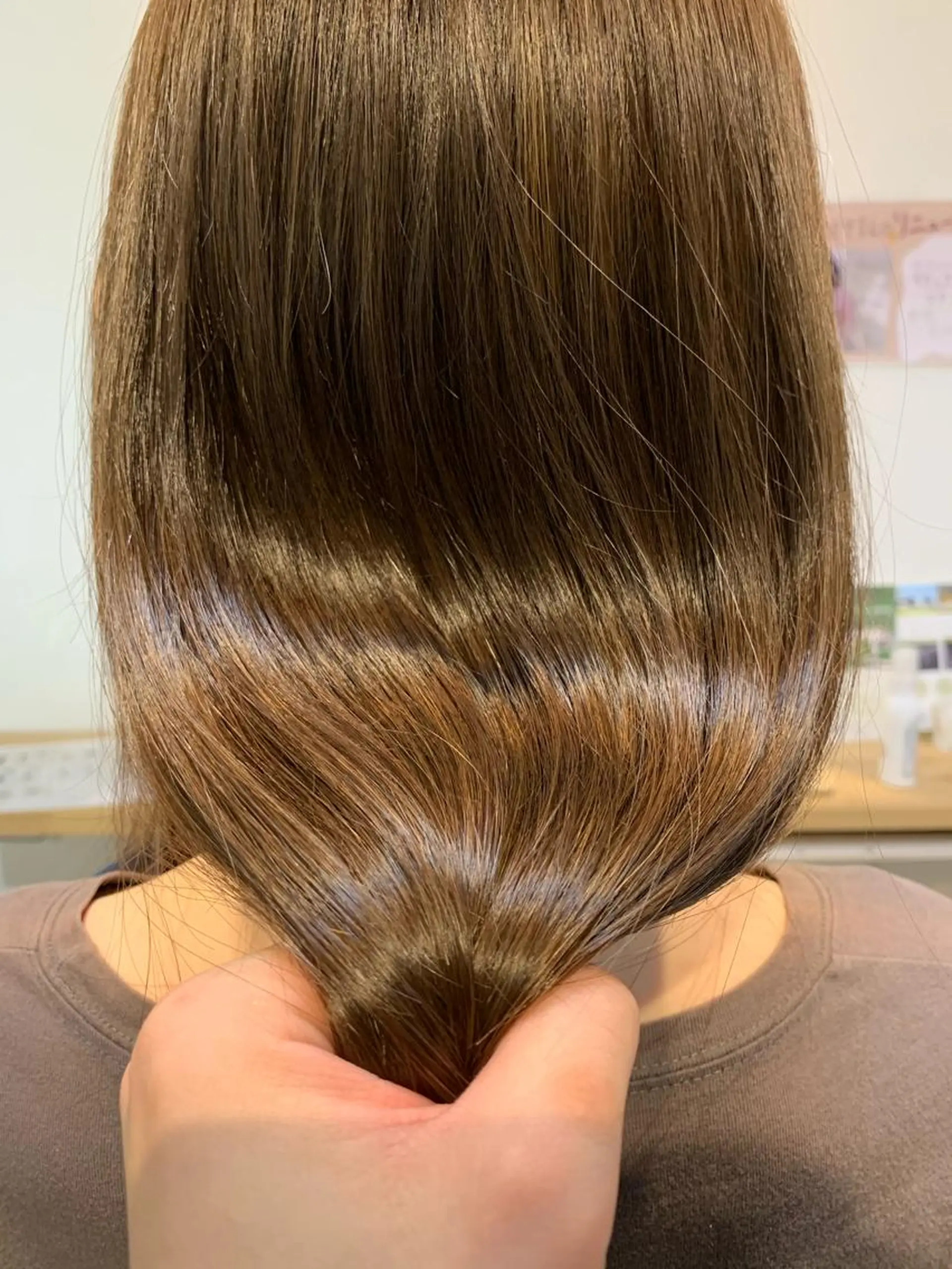 カラー 山本 舜也のヘアスタイル