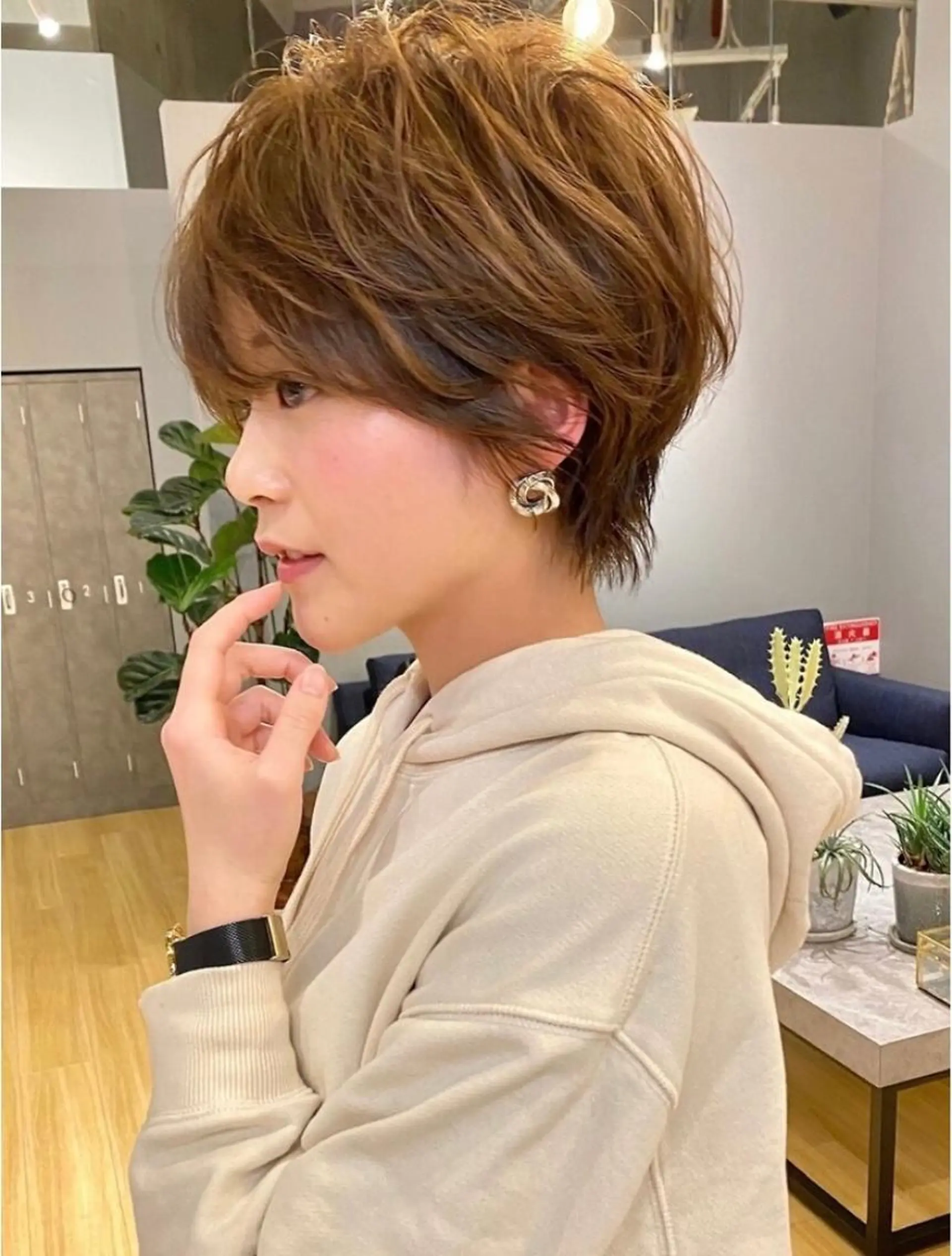 ショート カット ヘアカラー i .Ehime店所属・福本 可奈子のヘアスタイル