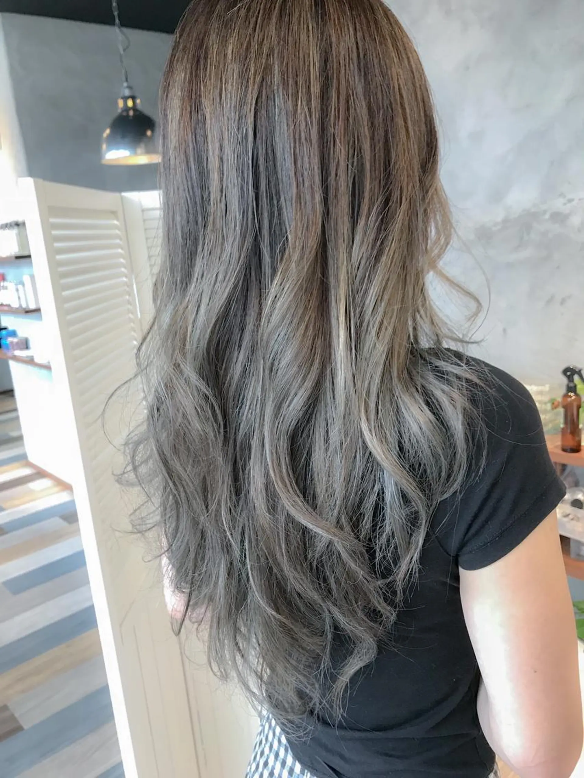 セミロング カラー 💘トレンドスタイル 💘透明感ヘアのヘアスタイル