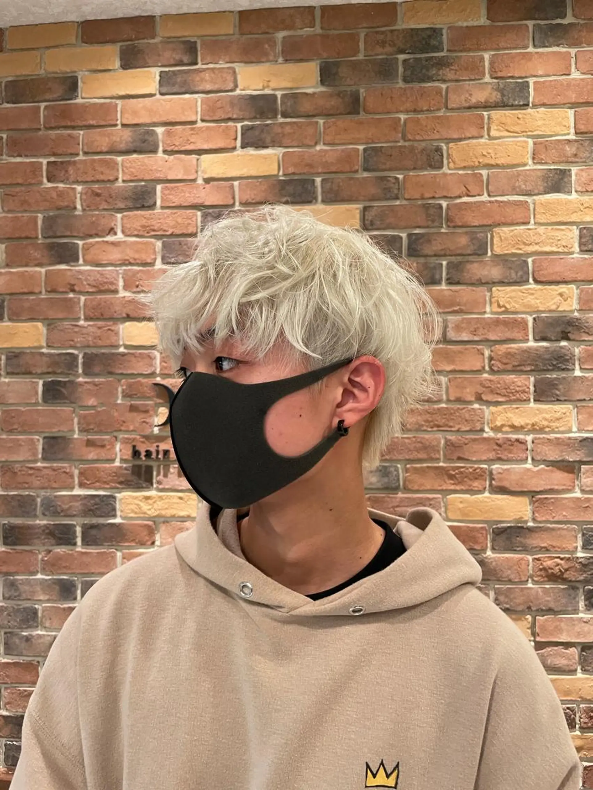 ショート カラー アイジマヒロ vagueのヘアスタイル