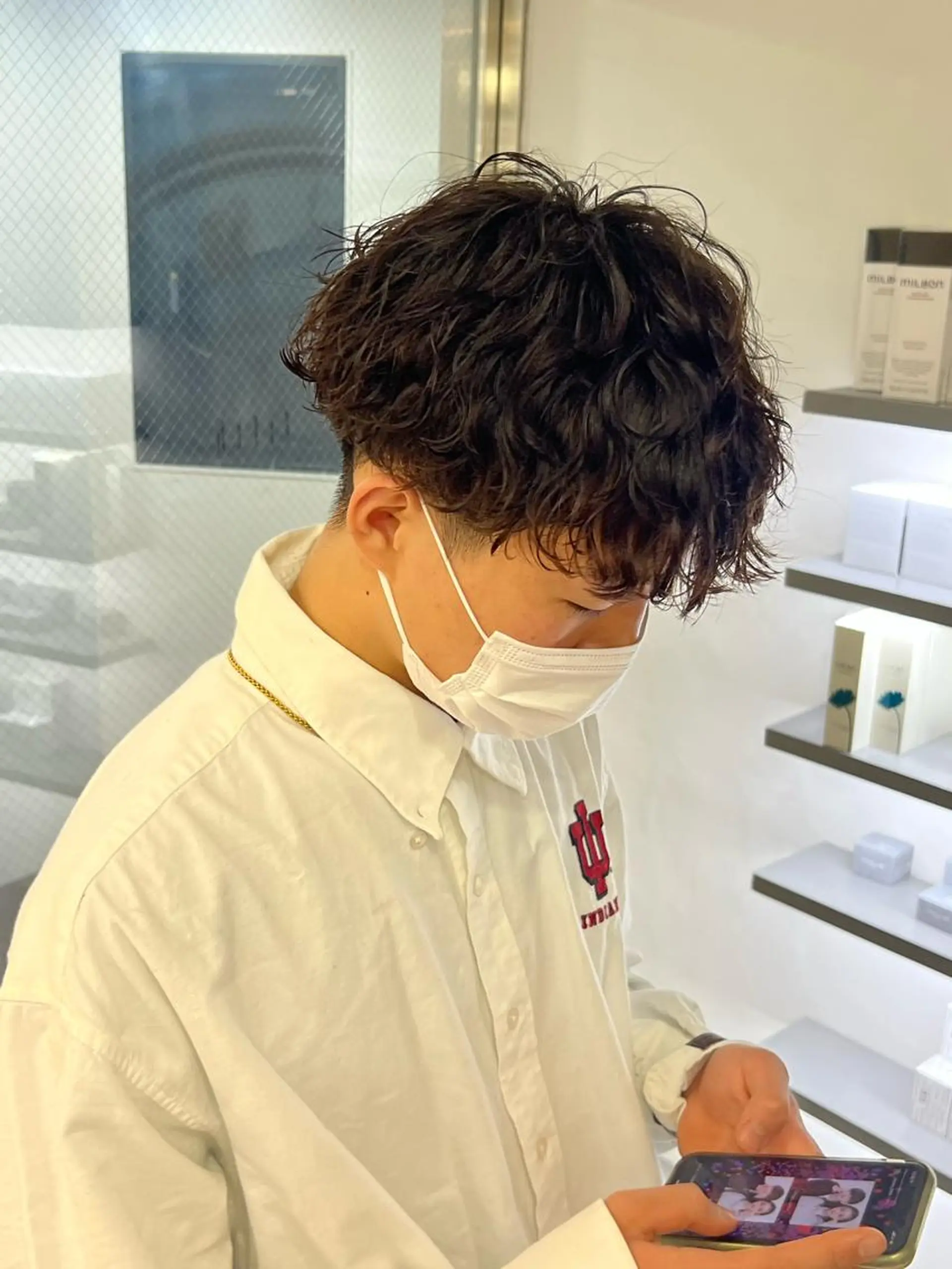 パーマ メンズ マッシュ メンズパーマ 学生(メンズ向け) 刈り上げ 波巻きパーマ ショートヘア原宿 fifth コシのヘアスタイル