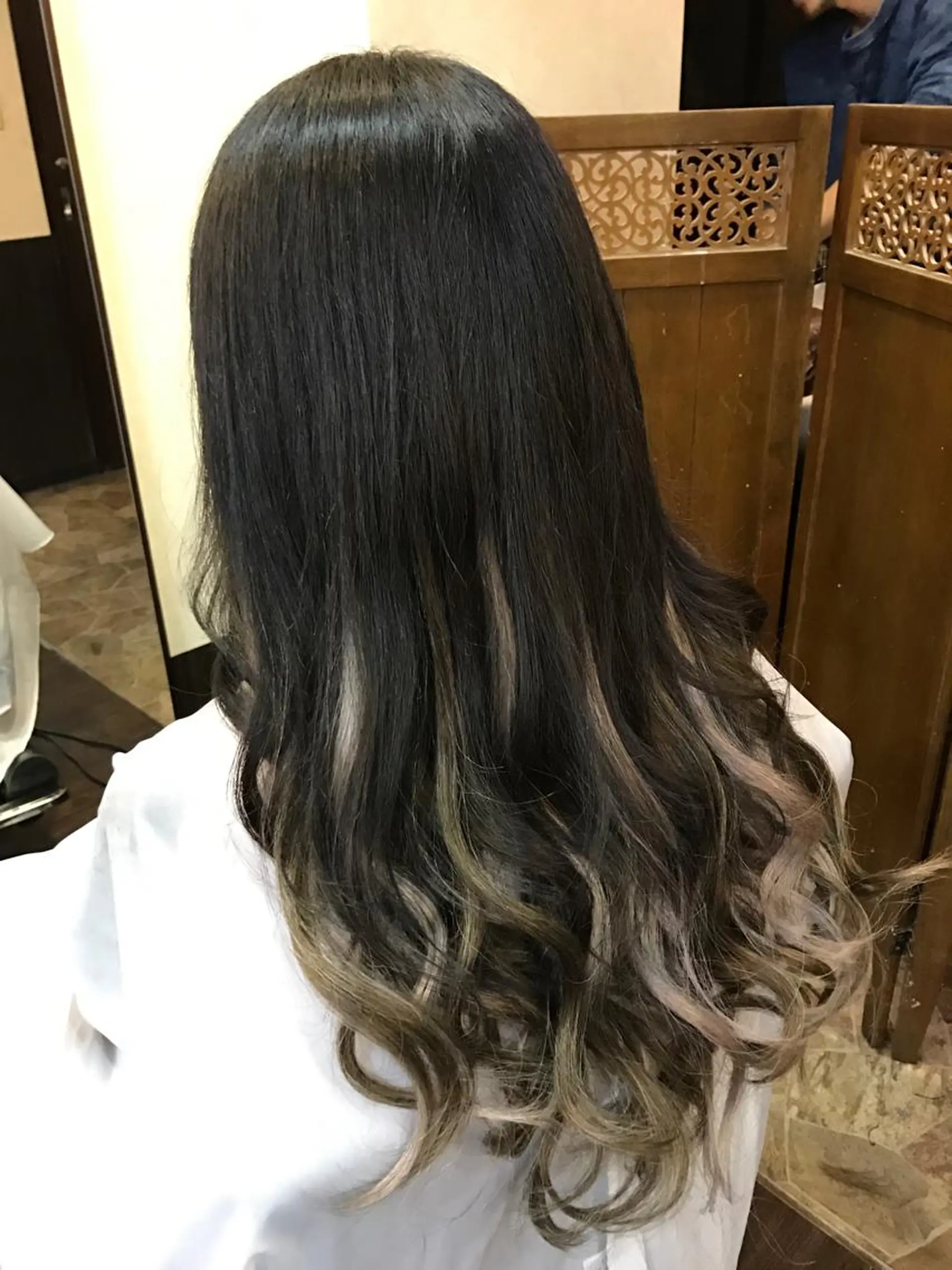 ミディアム セミロング ロング カラー 編み込みエクステ エクステ ALLY（アリー）所属・ミニモお気に入り数 No.1宍戸雄弥のヘアスタイル