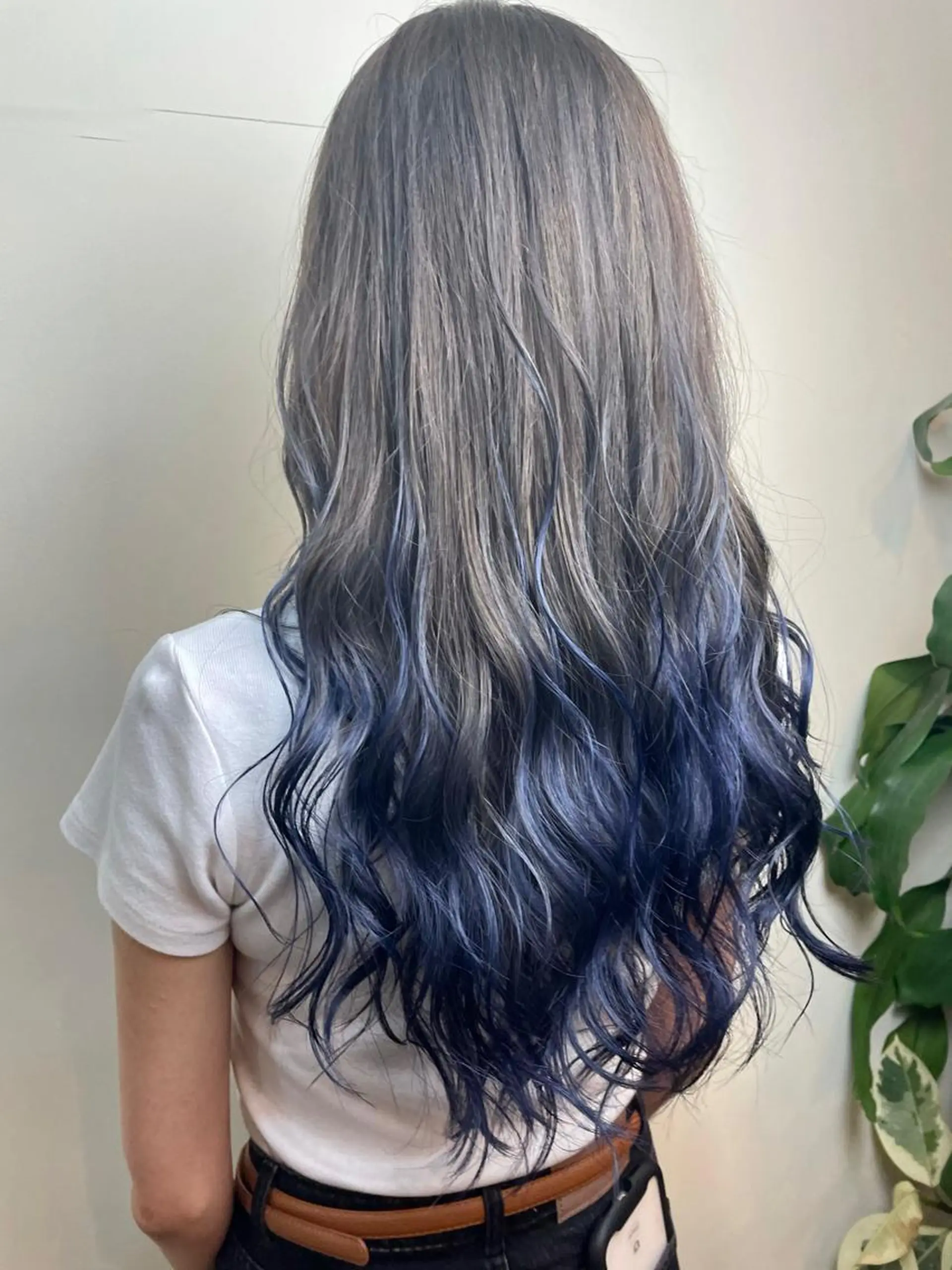 ロング カラー 編み込みエクステ プルエクステ シールエクステ バレイヤージュ ブリーチ カット ヘアカラー WEST OLAND加藤圭介のヘアスタイル