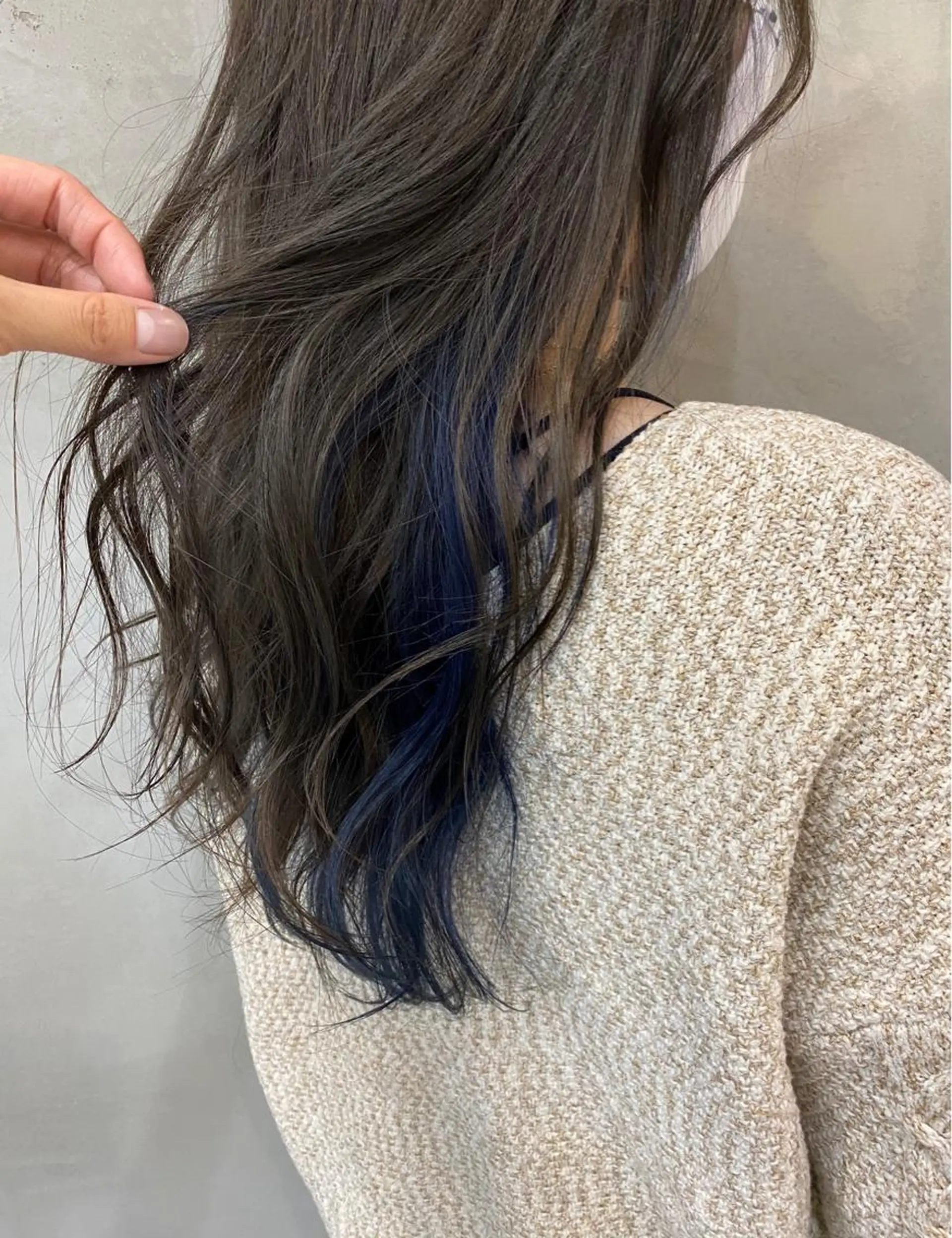 ロング カラー ブリーチ ブルーカラー グレージュ インナーカラー ネイビーカラー カット ヘアカラー トリートメント pesca 長町南店 OIKAWAのヘアスタイル