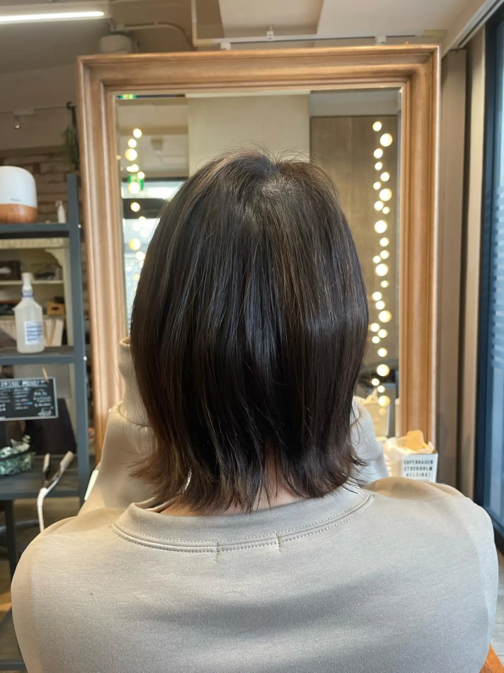 ミディアム カラー LOG/所属・✨縮毛/ブリーチ✨ 出口 紗依のヘアスタイル