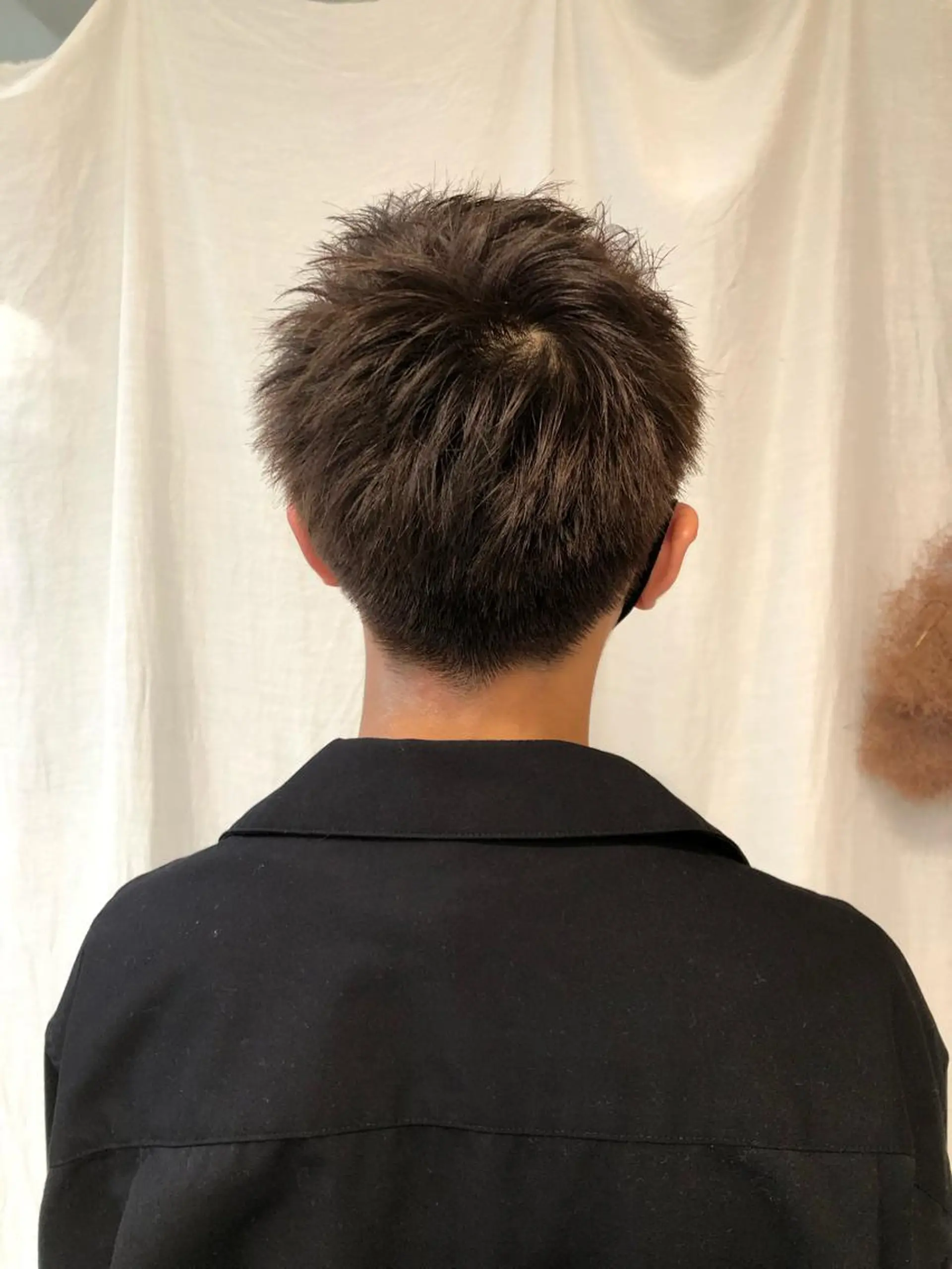 カラー メンズ アッシュ アッシュブラウン ブラウンカラー 井上 葉月のヘアスタイル