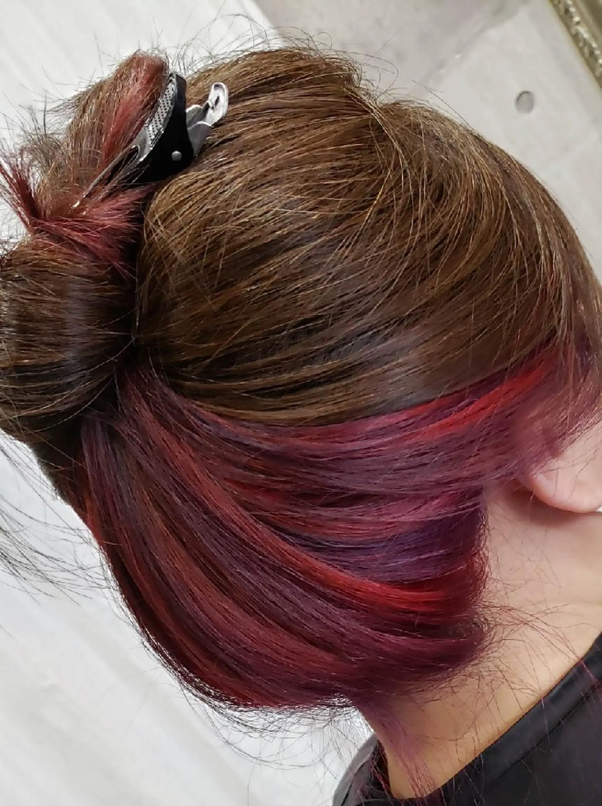 ミディアム カラー インナーカラー ピンクカラー バイオレットカラー カット ヘアカラー トリートメント 黒田 かな子のヘアスタイル