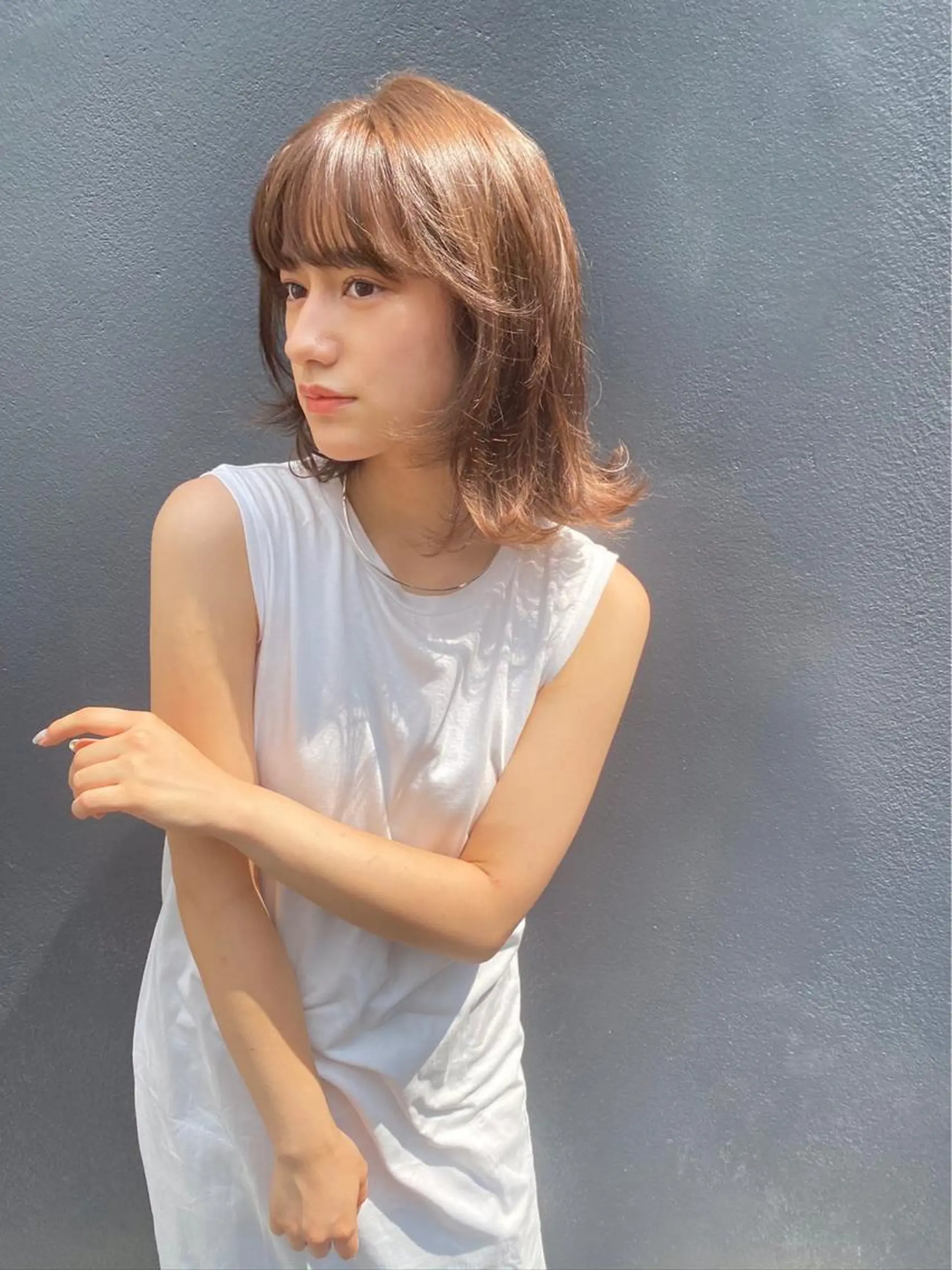 ミディアム カラー カット ヘアカラー トリートメント LATTE所属・垢抜け顔周り／韓国 ヘア𝑺𝒂𝒌𝒊のヘアスタイル