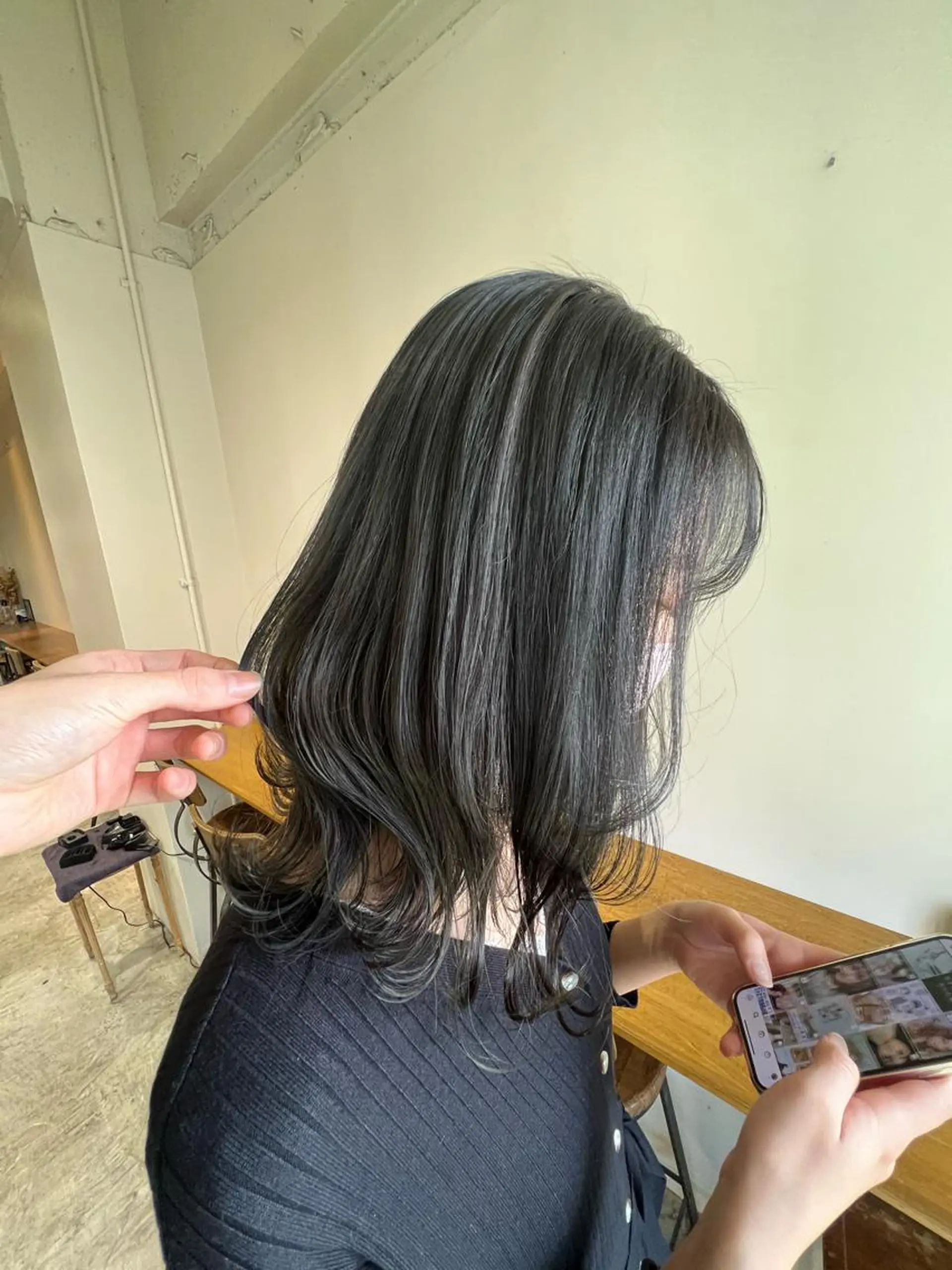 ミディアム カラー ヘアアレンジ グレージュ ヘアカラー トリートメント ヘアセット 金子 廉のヘアスタイル