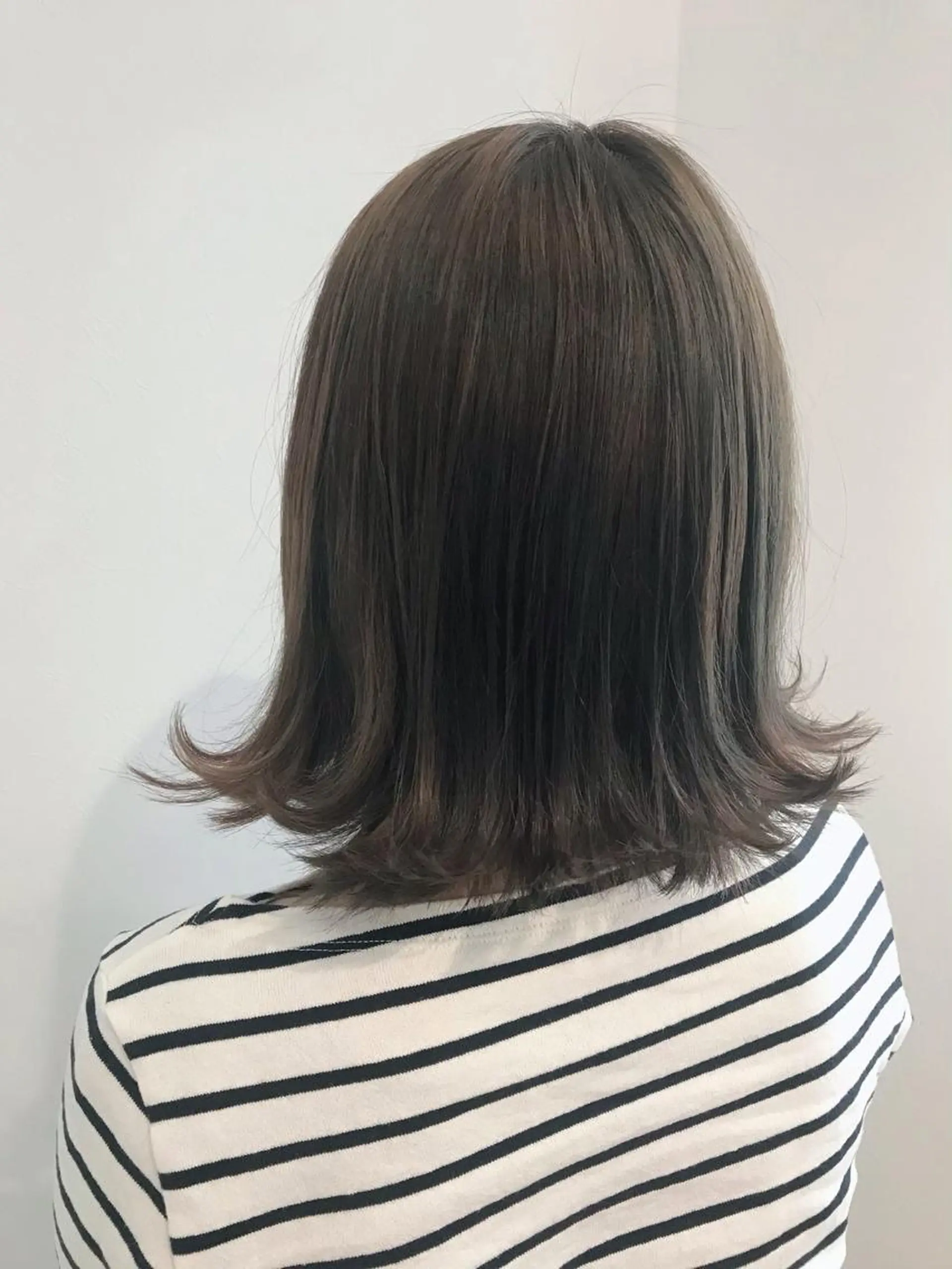 セミロング カラー アッシュ グレージュ 🍒memelu明石 🍒imamuraのマツエク・マツパデザイン