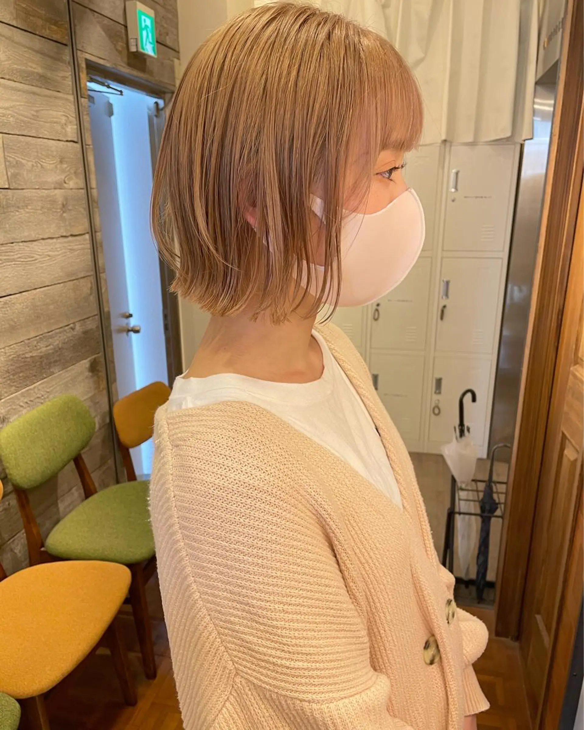 ショート カラー ベージュカラー ボブ カット ヘアカラー トリートメント レイヤー/ボブ/ 顔周り/yukinaのヘアスタイル