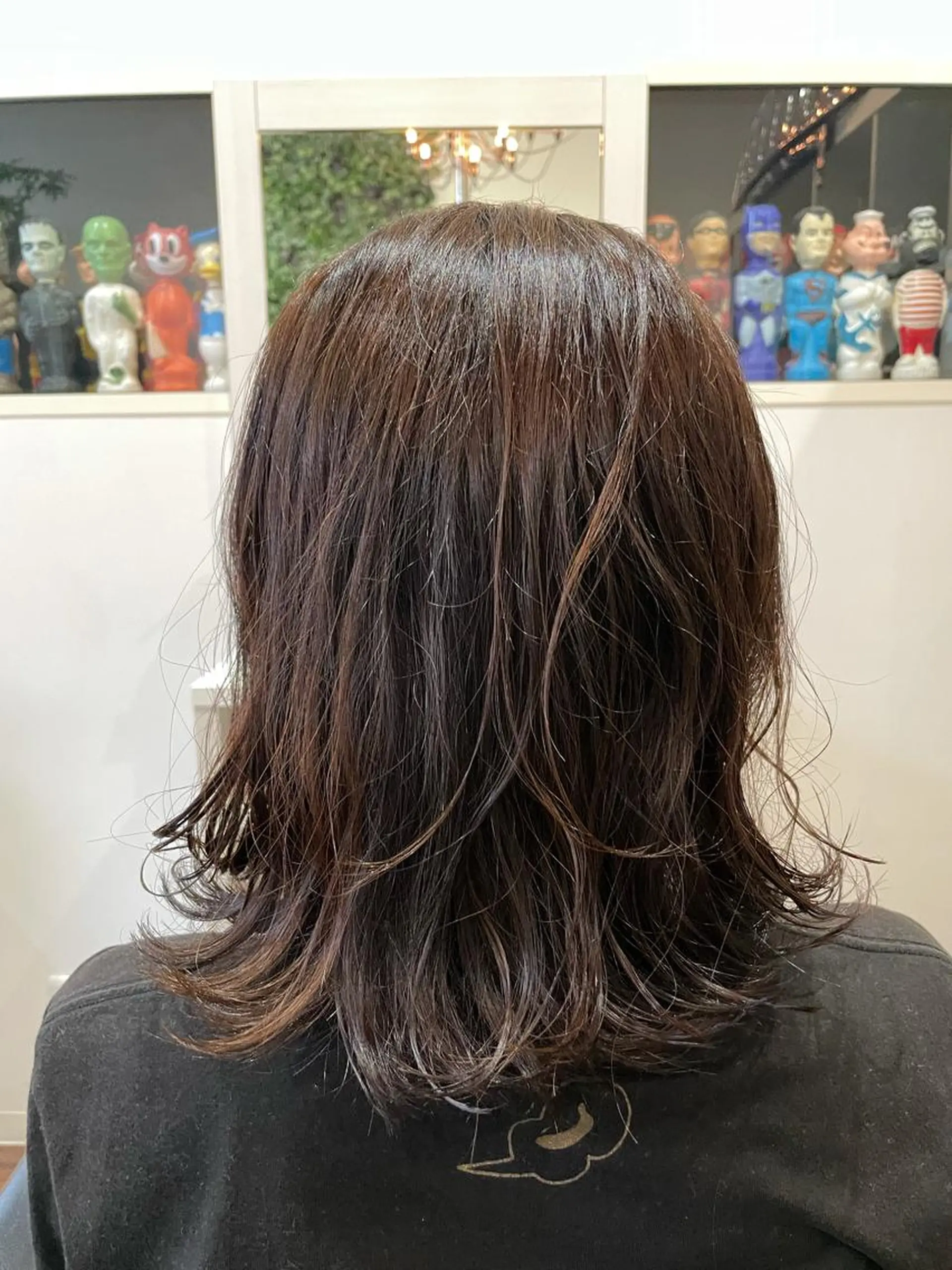 ミディアム パーマ ミディアムパーマ ハイライト ツイストパーマ カット パーマ トリートメント SHINYA シンヤヘアーズのヘアスタイル