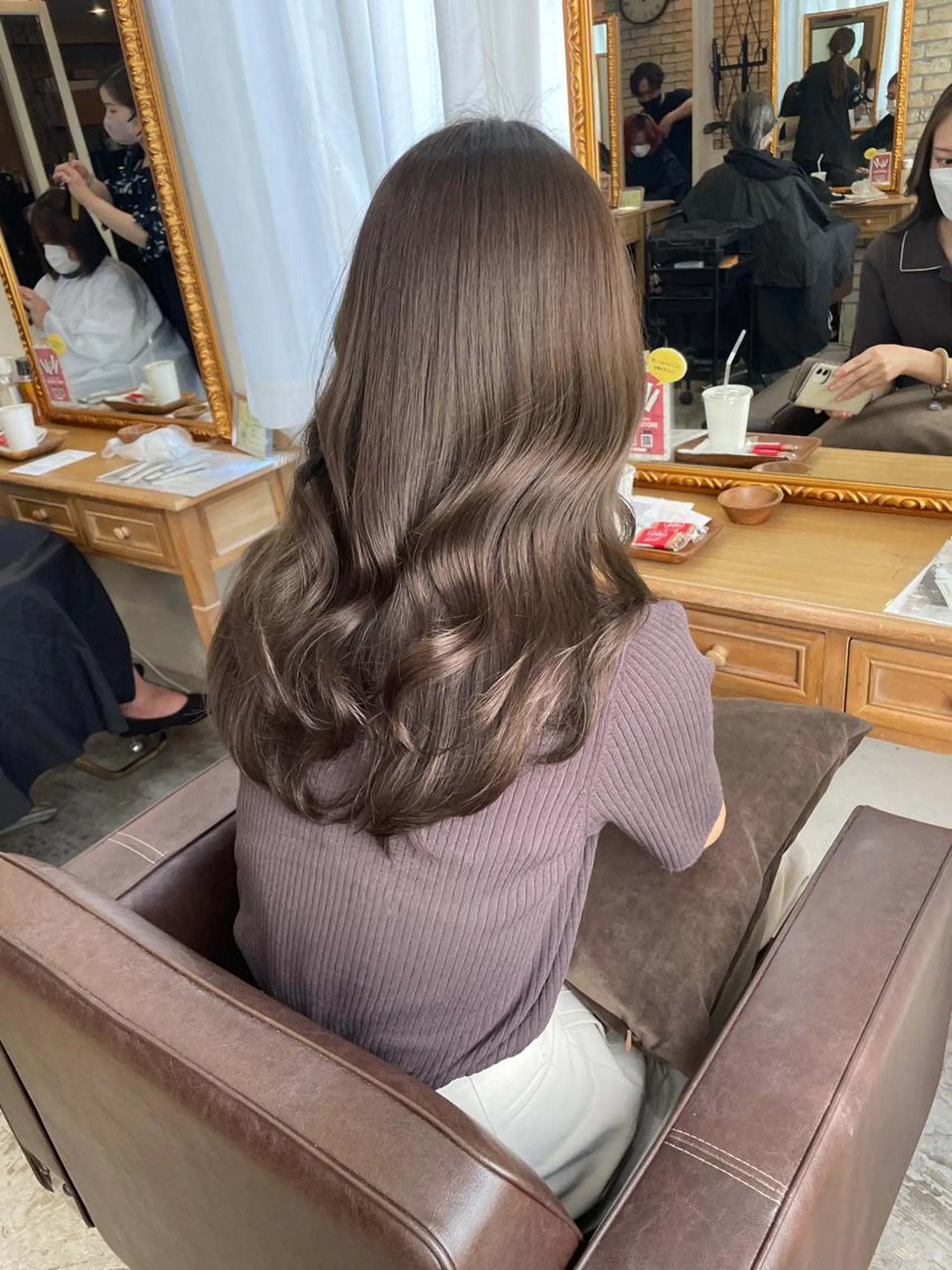 セミロング カラー 縮毛矯正×韓国ヘア 🇰🇷小笠原のヘアスタイル