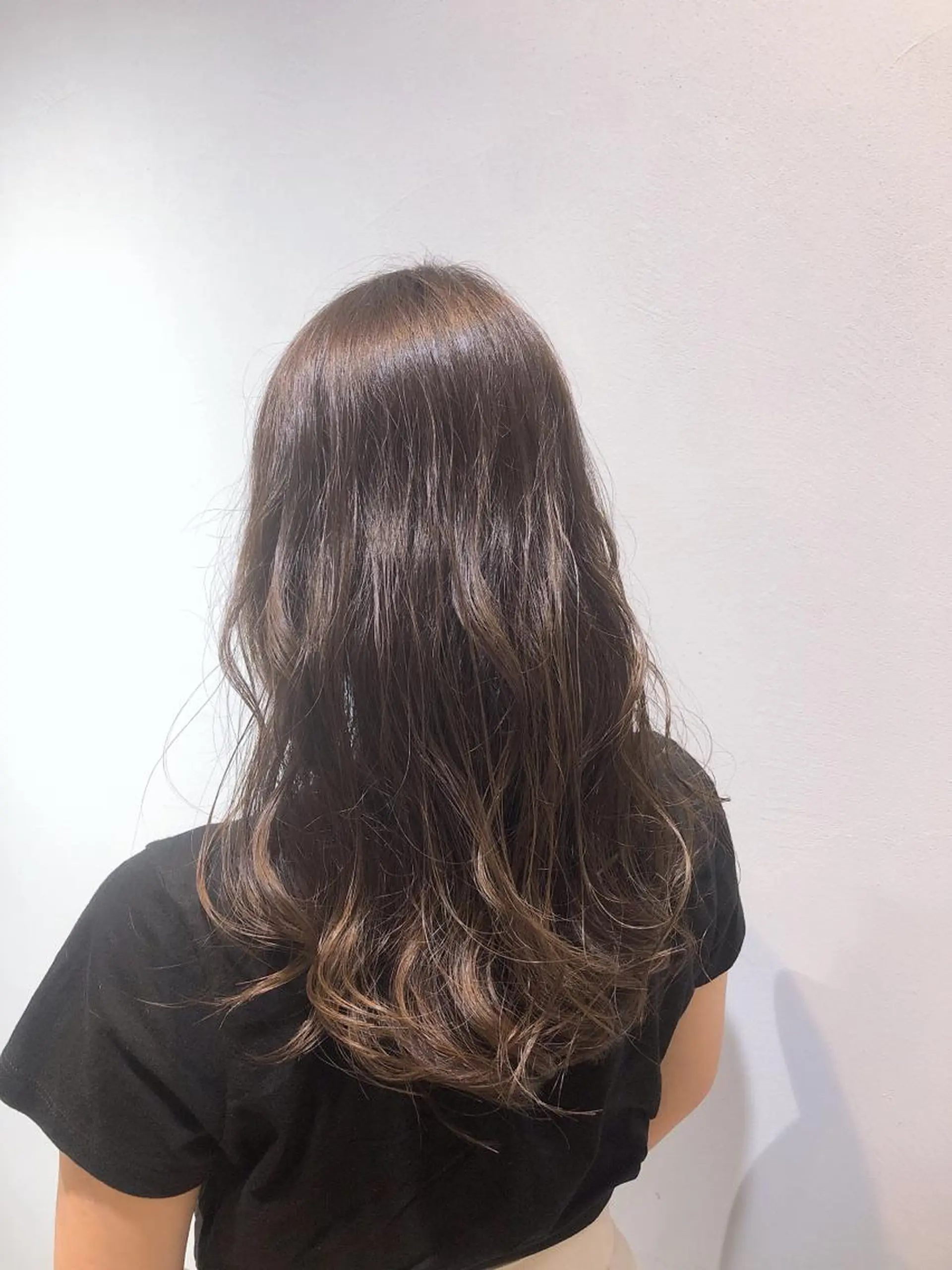 セミロング カラー グレージュ 髪質改善 Yoshiのヘアスタイル