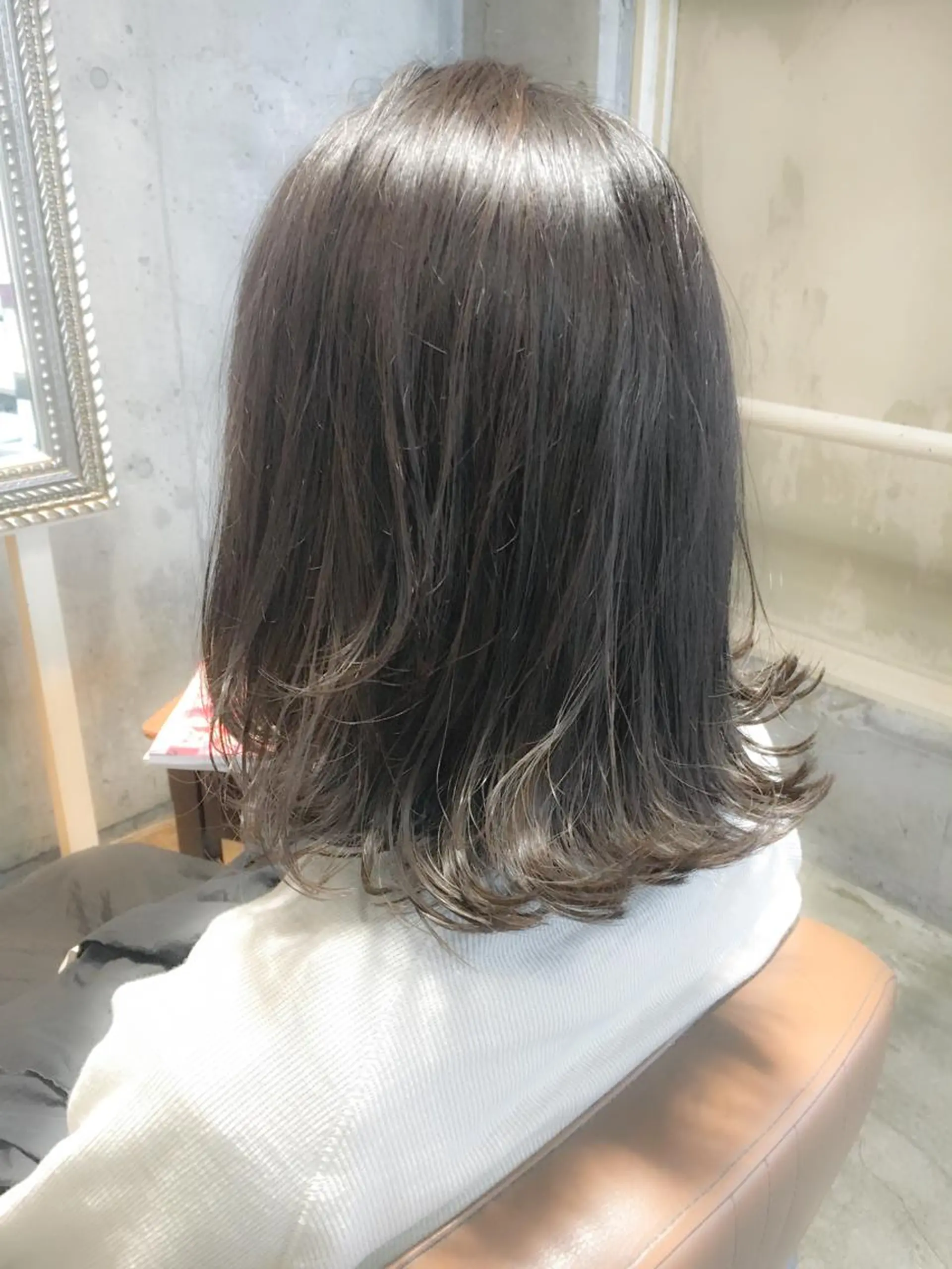 ミディアム カラー ダークグレー ダークグレージュ グレージュ 北條 優輝のヘアスタイル