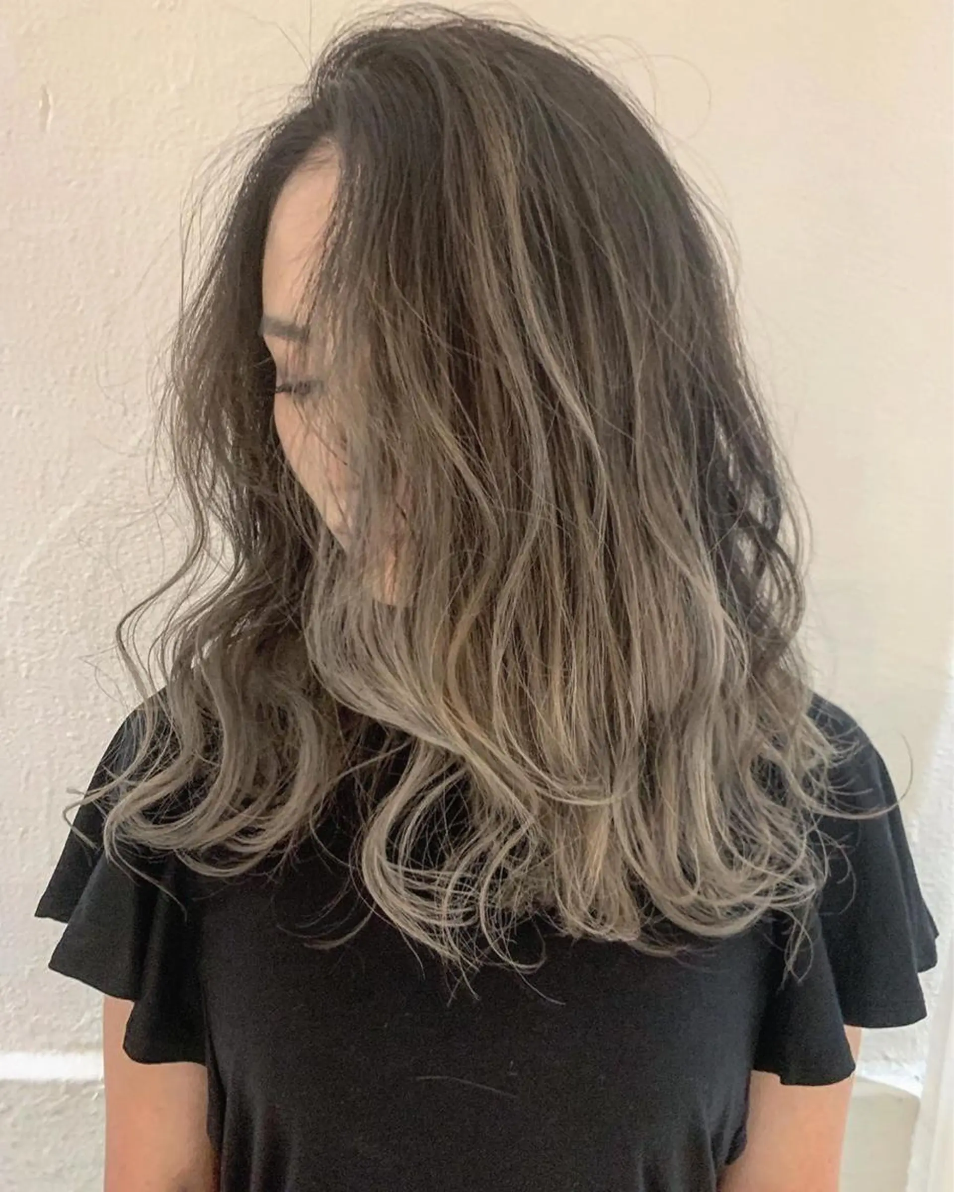 セミロング VOICE　hair所属・レイヤーカット 川田くるみのヘアスタイル