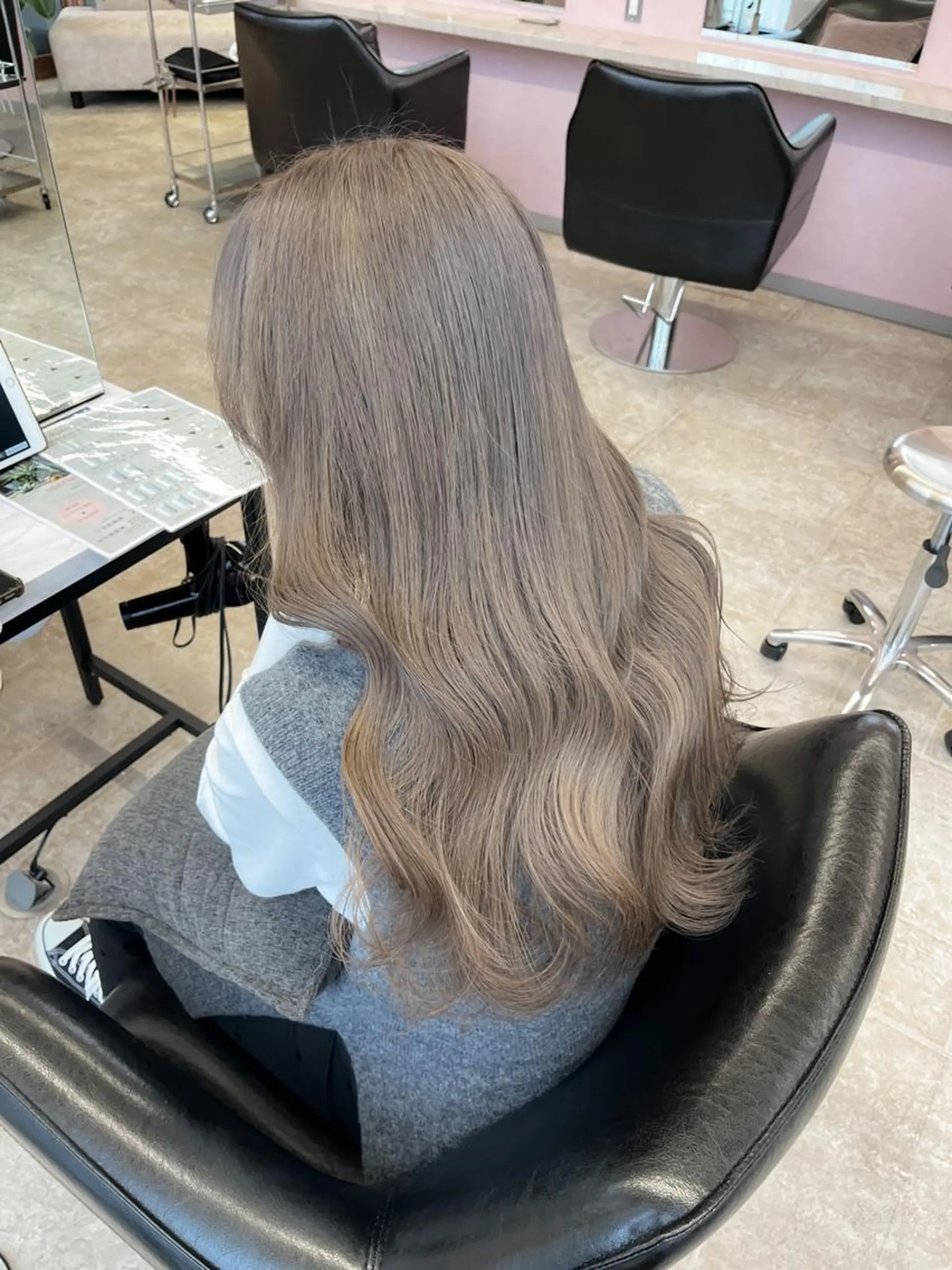 カラー カット ヘアカラー トリートメント MATTY azusaのヘアスタイル