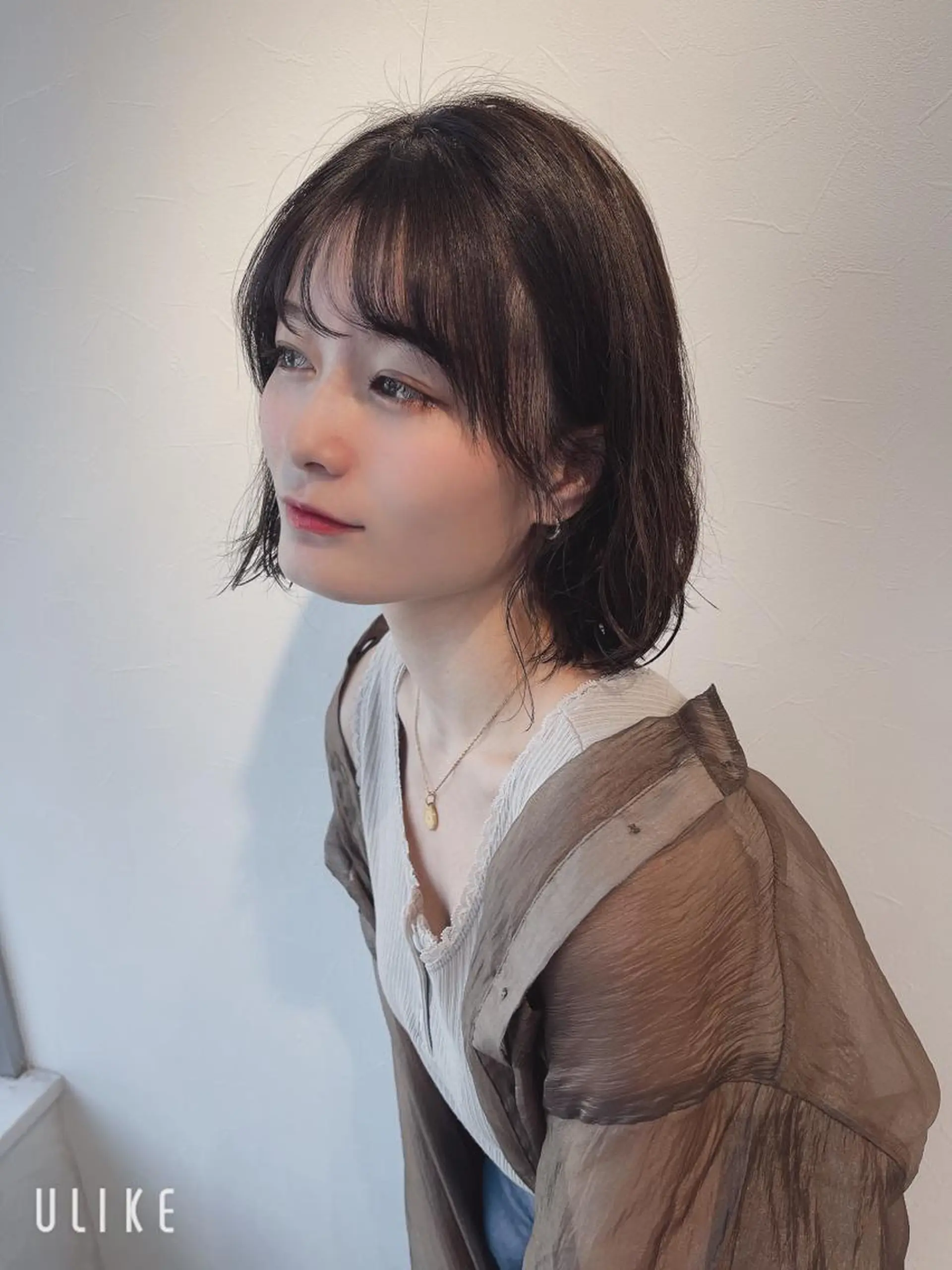 ミディアム 海外レイヤー 鯉渕のヘアスタイル