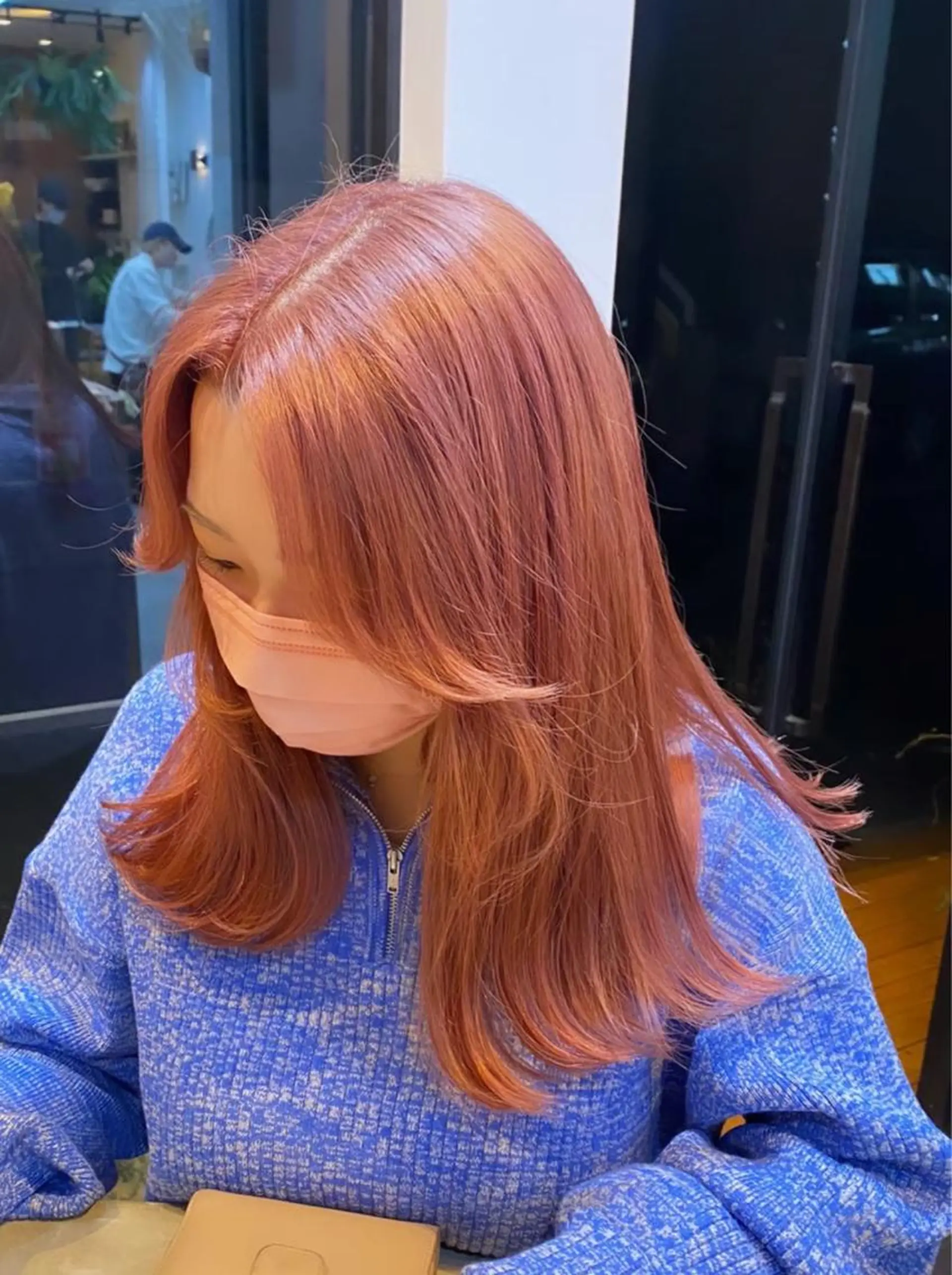 カラー 田川 華奈のヘアスタイル