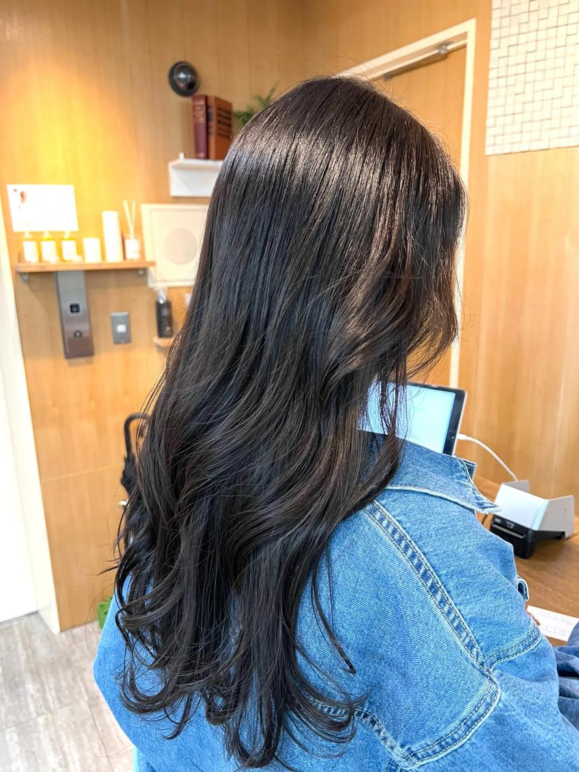 ロング カラー カット ヘアカラー トリートメント 透明感カラー ゆうだいのヘアスタイル
