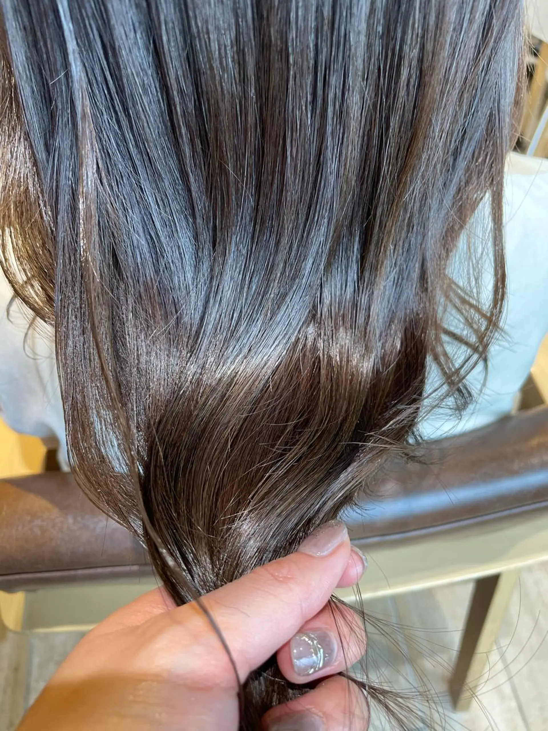カラー グレージュ トリートメント 石渡このみ 🍊レイヤーカットのヘアスタイル