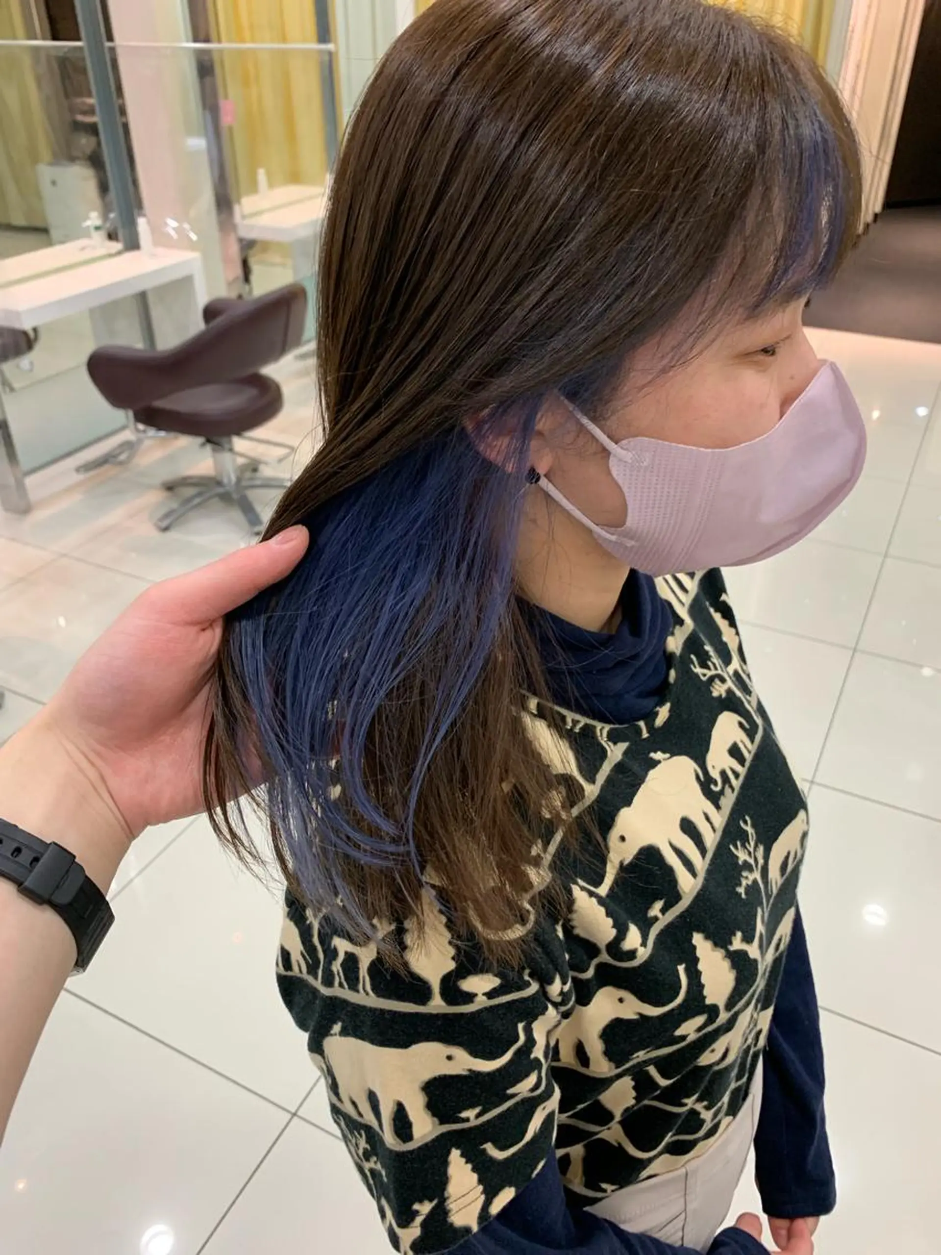 ミディアム カラー パーマ ヘアアレンジ メンズ メンズインナーカラー ブルーカラー ブルーラベンダー インナーカラー ラベンダーカラー 原宿パーマ kazuのヘアスタイル