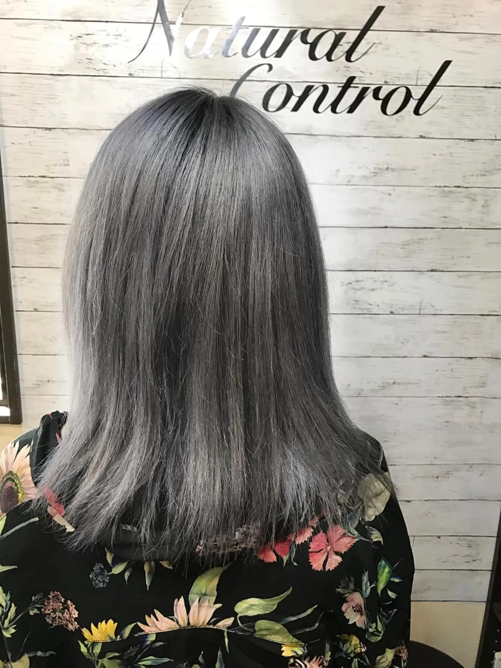 ミディアム カラー シルバー ていねい技術No.1 🌈諏訪 健太のヘアスタイル