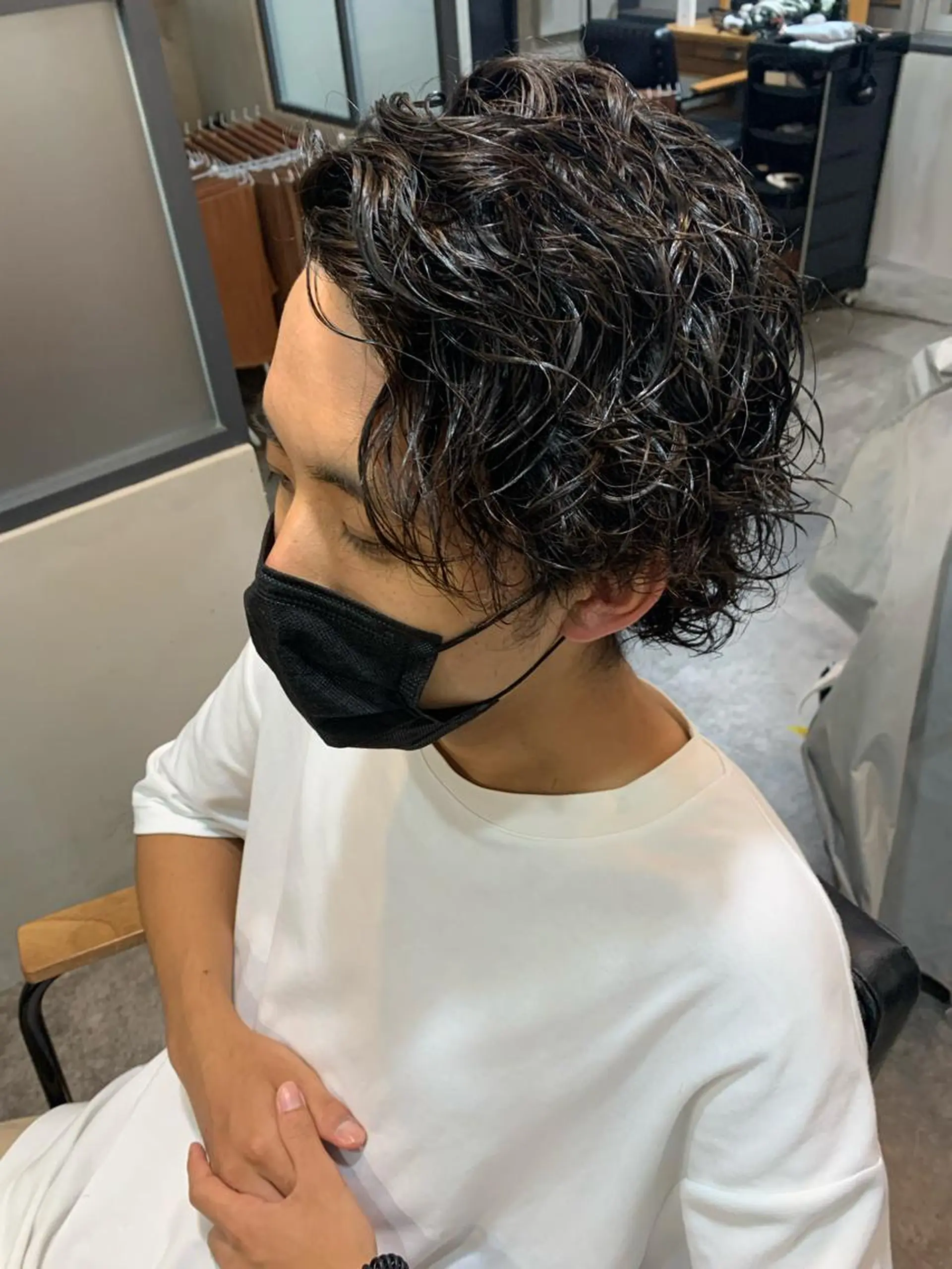 パーマ メンズ メンズパーマ 🫧顔まわりレイヤー カット🫧🧼白石輝のヘアスタイル