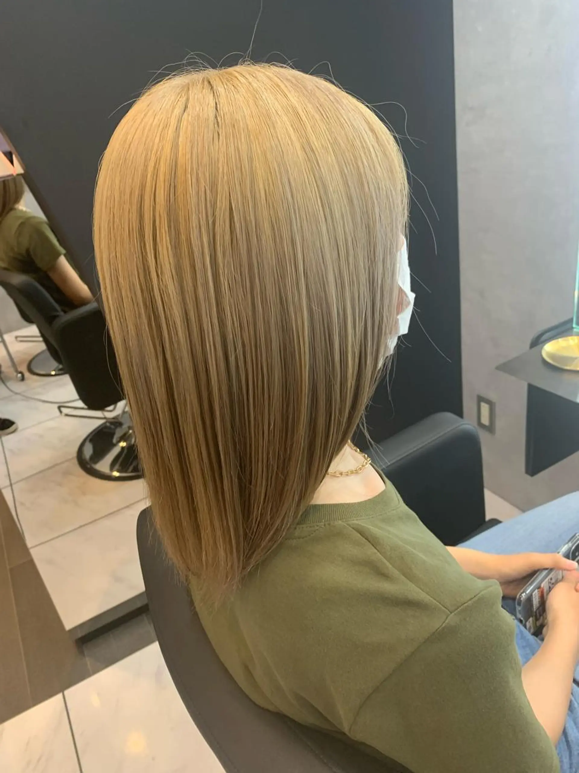 セミロング カラー ベージュカラー ブリーチ ヘアカラー トリートメント 透明感/ブリーチ縮毛 /髪質改善/星野純一のヘアスタイル