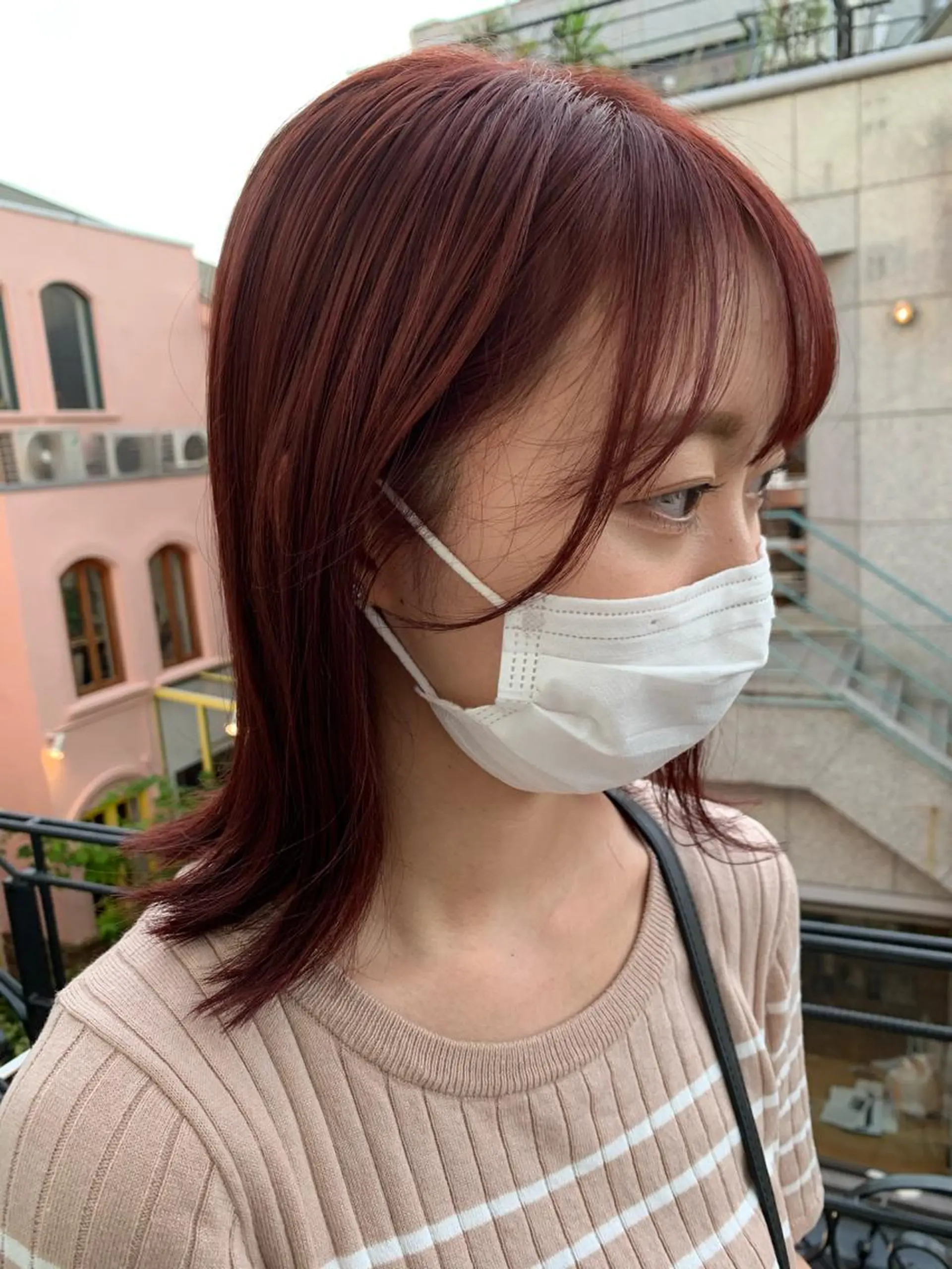 ミディアム カラー 平 ちひろのヘアスタイル