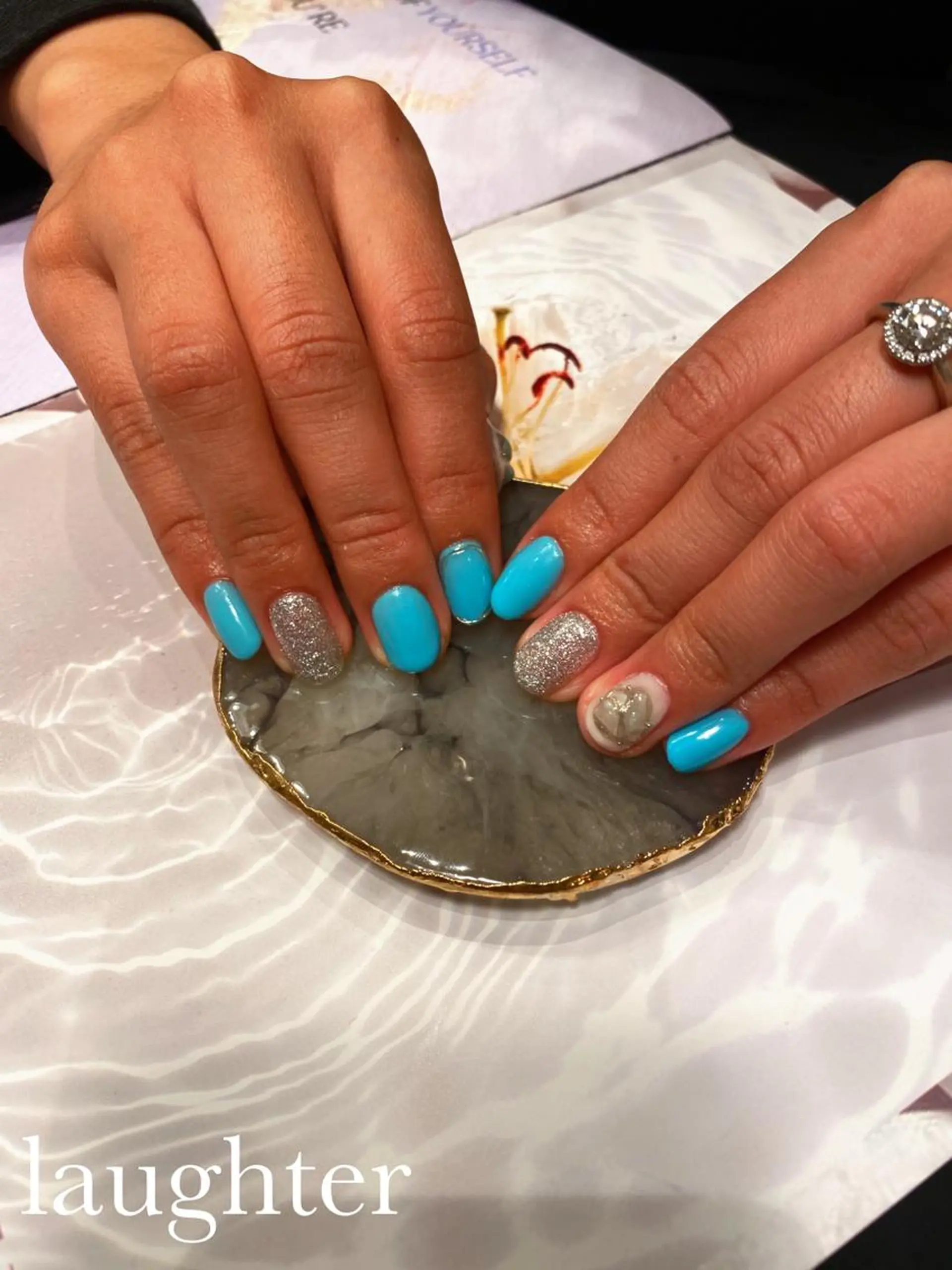 ネイル ジェルネイル ミラーネイル ストーンネイル ハンドネイル laughter nailのネイルデザイン