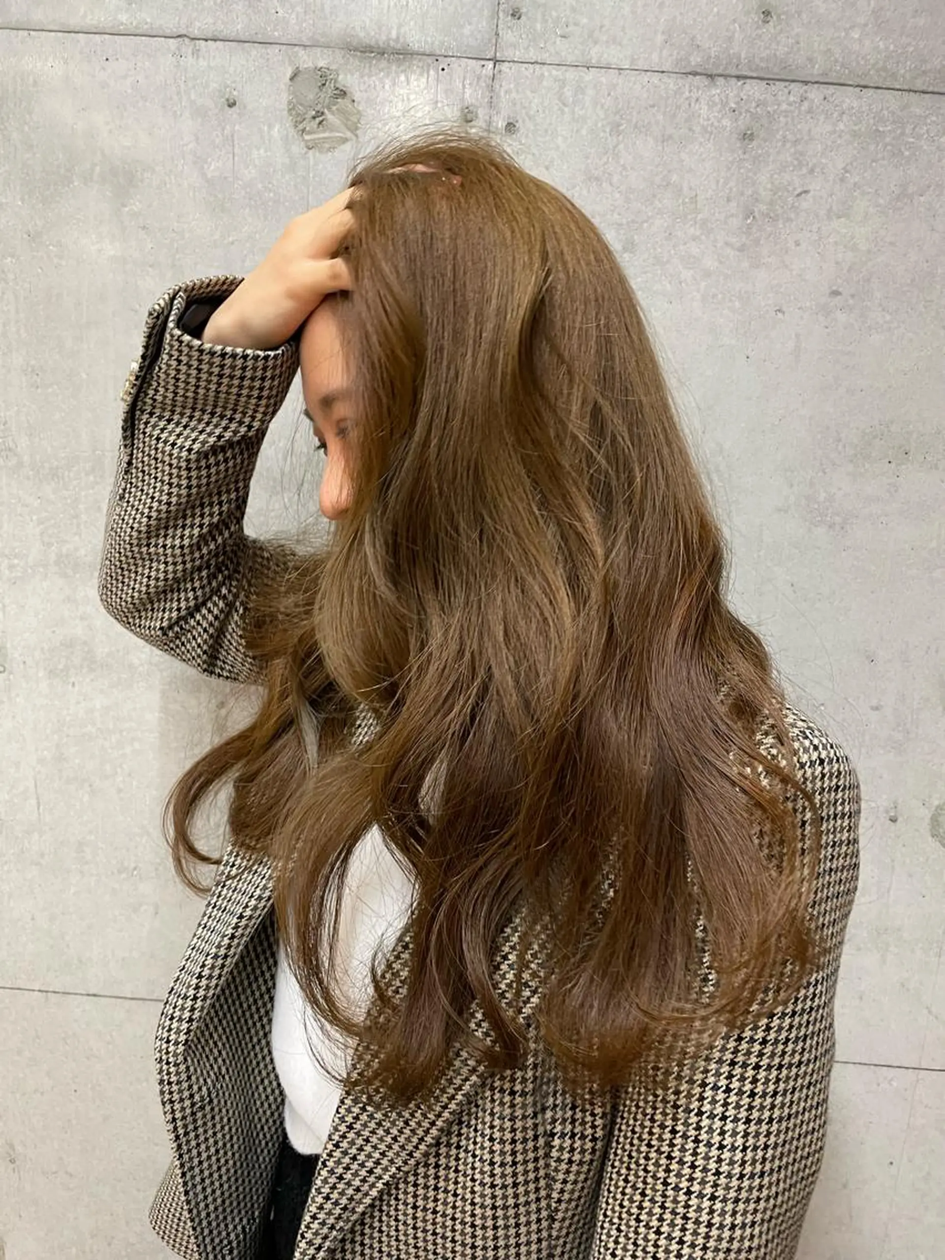 ロング カラー カット ヘアカラー 女性に人気♪ はやしほのかのヘアスタイル
