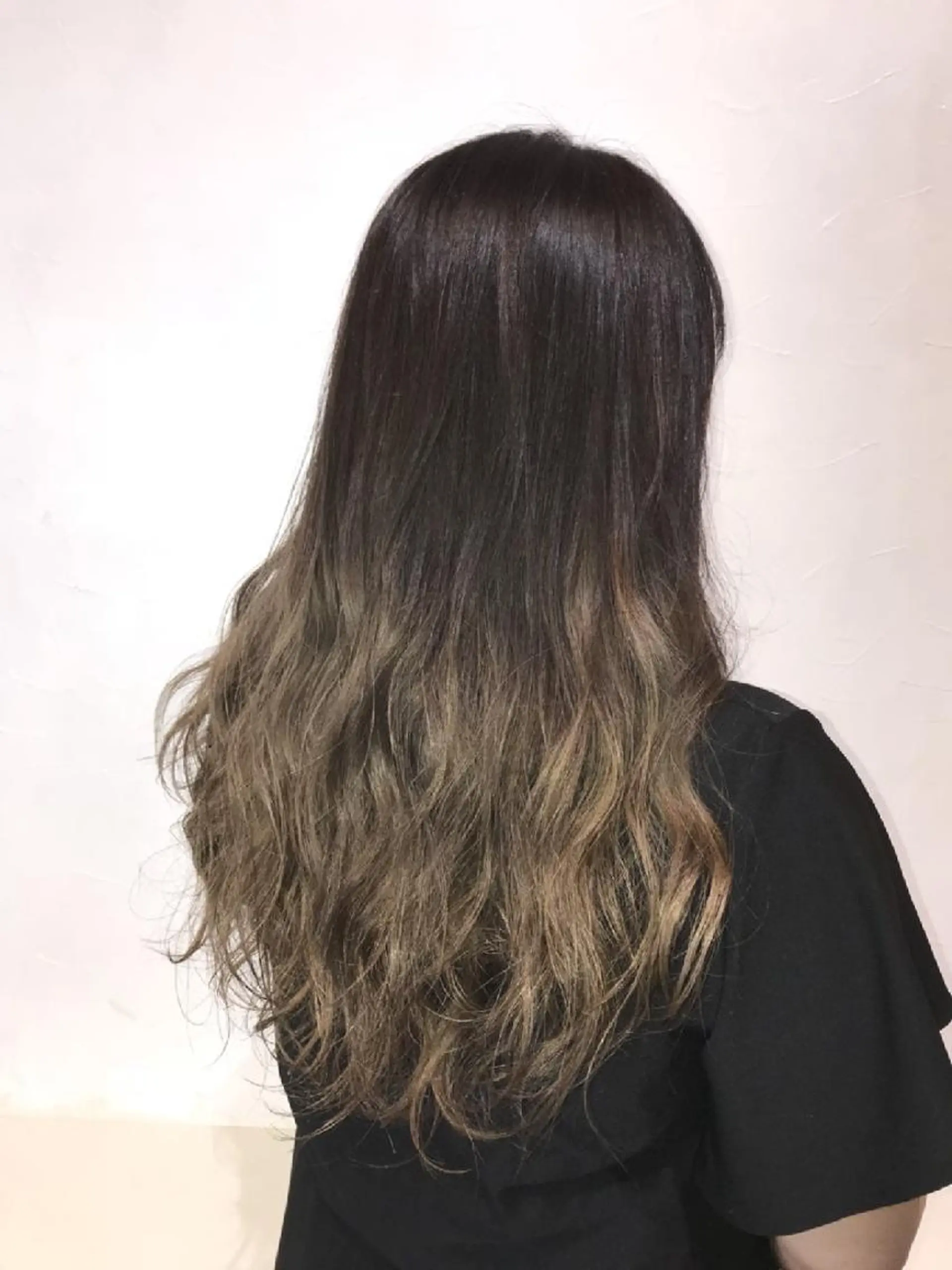セミロング カラー シールエクステ グラデーションカラー エクステ ヘアカラー エクステ ANKH CROSS 池袋所属・*エクステ/髪質改善 カラー特化*マサキのヘアスタイル