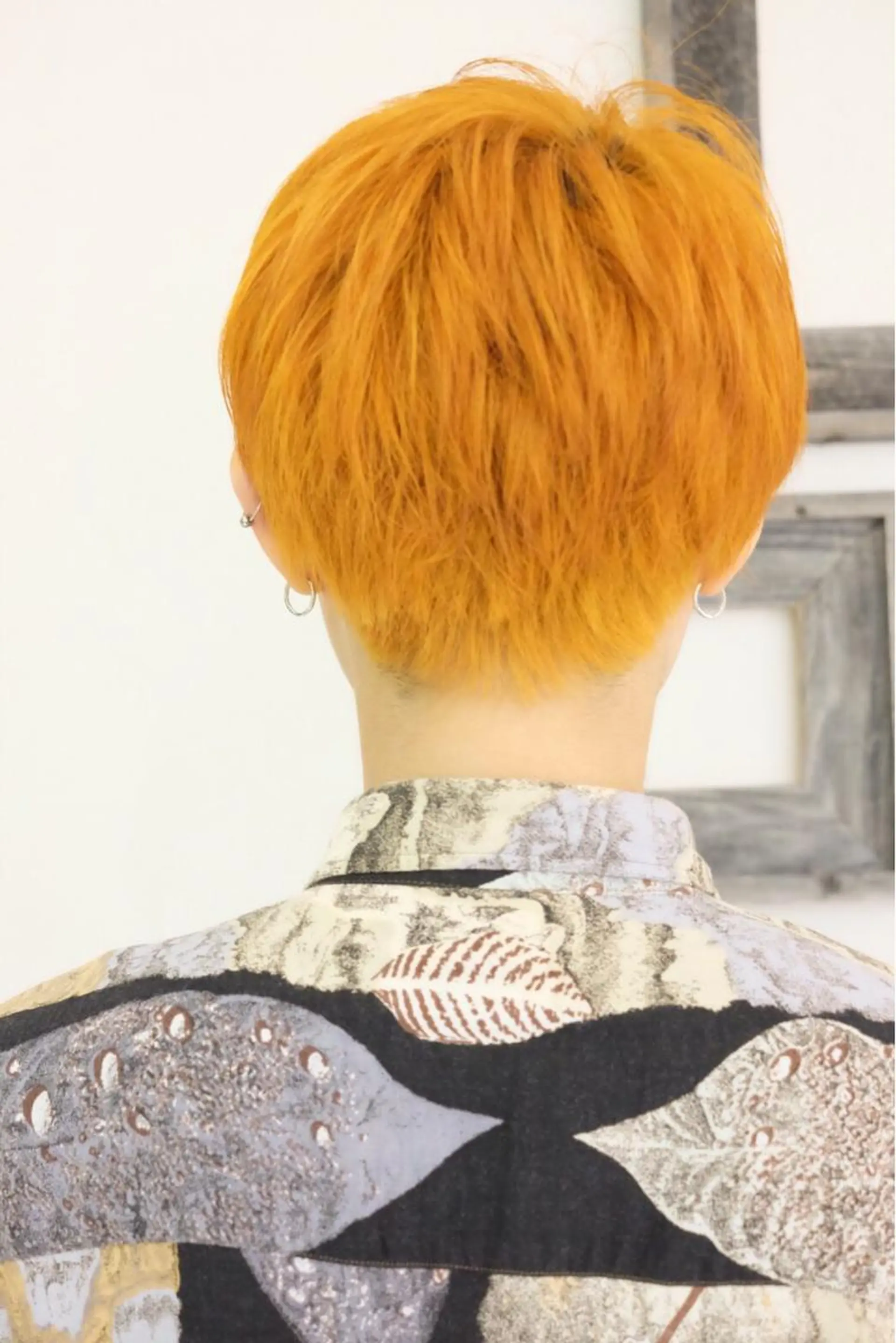 ショート カラー 吉岡 三四朗のヘアスタイル
